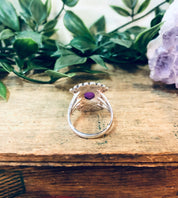 Vintage Silver Ring, Unique Jewelry, Purple Gemstone, Silver and Purple, Pink Gemstone, Fan Design Ring, Statement Jewelry, Boho Style, 925