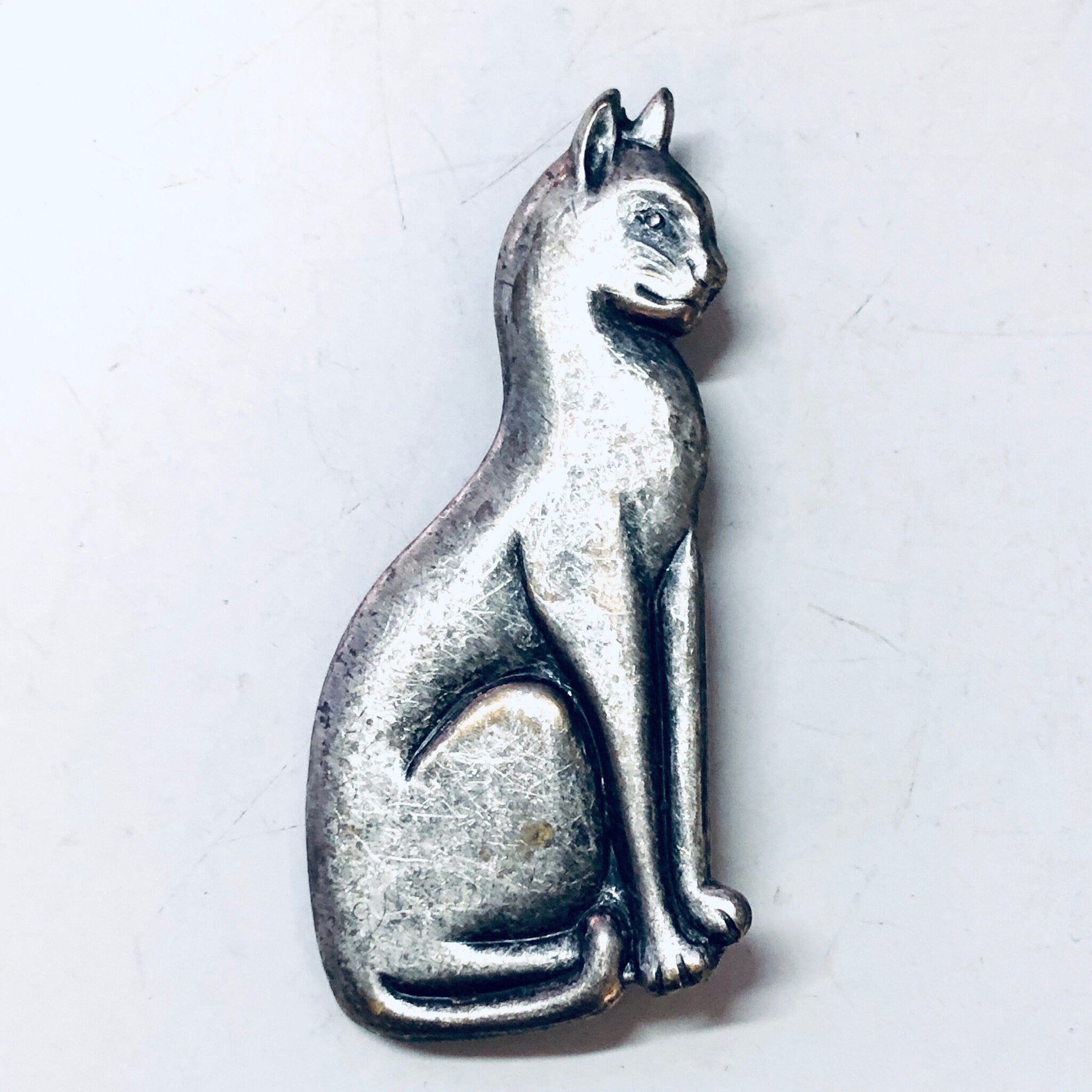 Vintage Brooch, Cat Pin, Cat Jewelry, Kitty Cat, Silver Toned Brooch, Vintage Pin, Vintage Jewelry, Animal Jewelry, Long Pin, Sitting Cat