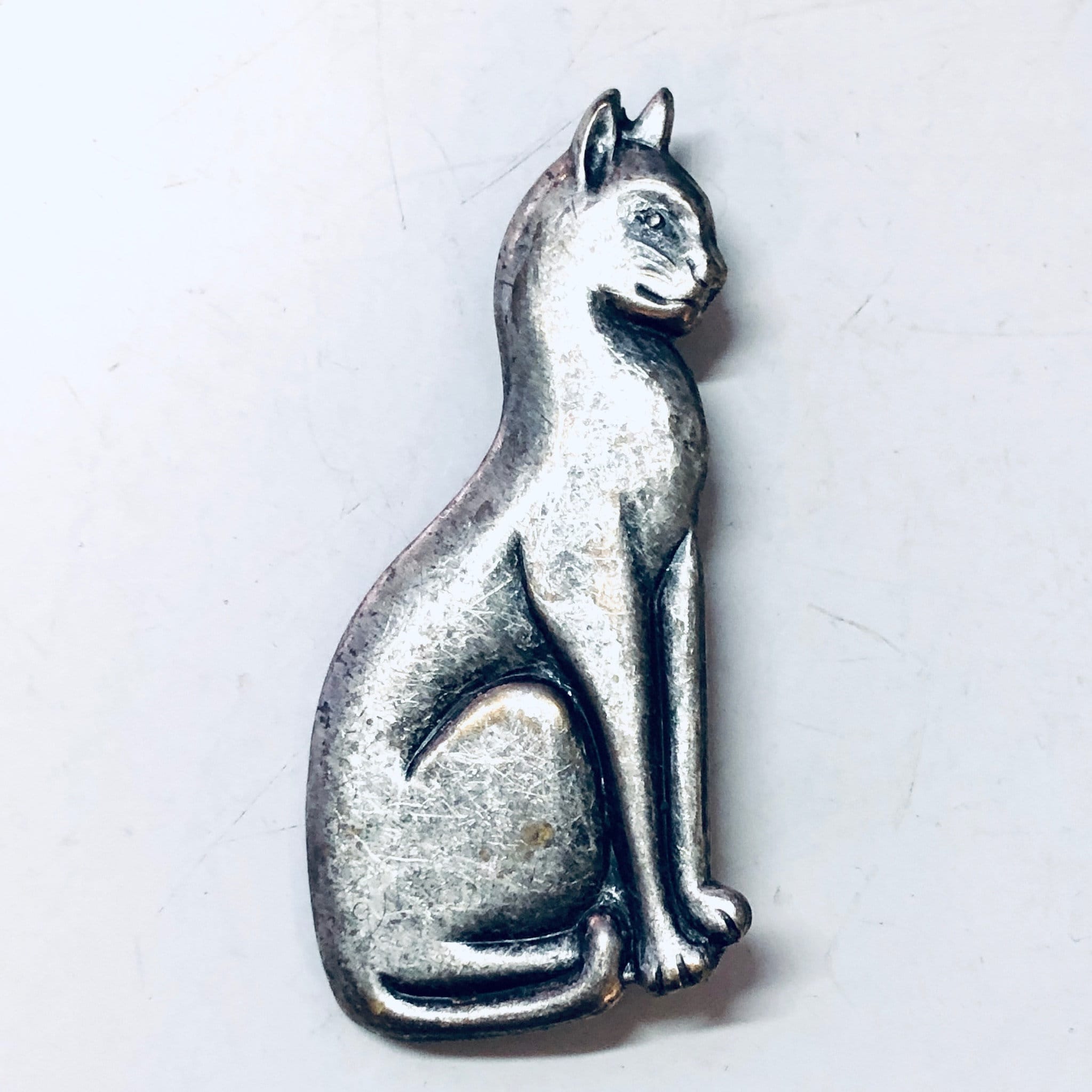 Vintage Brooch, Cat Pin, Cat Jewelry, Kitty Cat, Silver Toned Brooch, Vintage Pin, Vintage Jewelry, Animal Jewelry, Long Pin, Sitting Cat