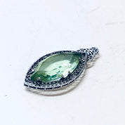 Vintage Pendant, Silver Pendant, Peridot Jewelry, Birthstone Pendant, Silver Filagree, Delicate Jewelry, Vintage Jewelry, Green Necklace