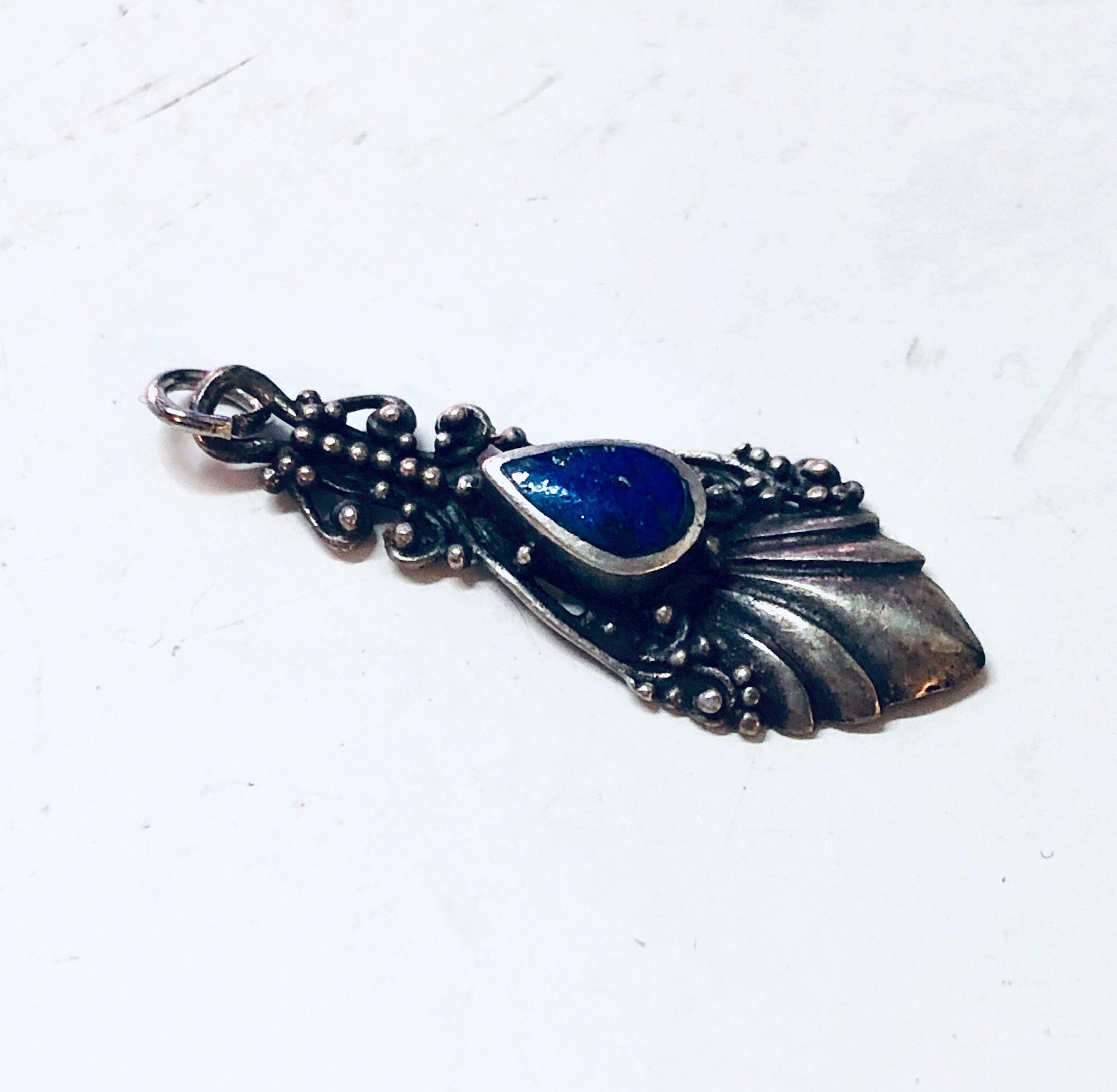 Vintage Silver Pendant, Small Pendant, Blue Lapis Jewelry, Lapis Lazuli, Blue and Silver, Lapis Jewelry, Vintage Jewelry, Vintage Necklace