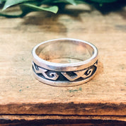 Vintage Silver Ring, Band Ring, Tribal Jewelry, Vintage Jewelry, Tribal Design, Skinny Band Ring, Unique Jewelry, Simple Jewelry, 925 Band