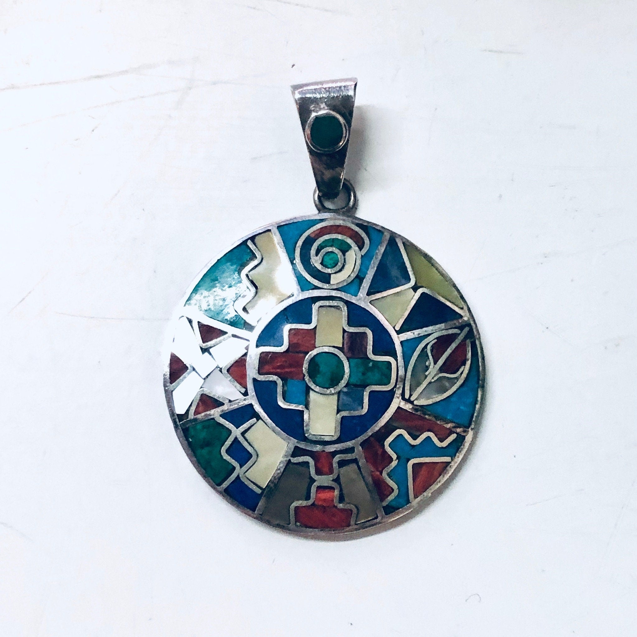 Vintage Silver Pendant, Inlaid Stones, Natural Stones, Pendant Necklace, Vintage Necklace, Round Pendant, Blue Lapis, Malachite Jewelry,