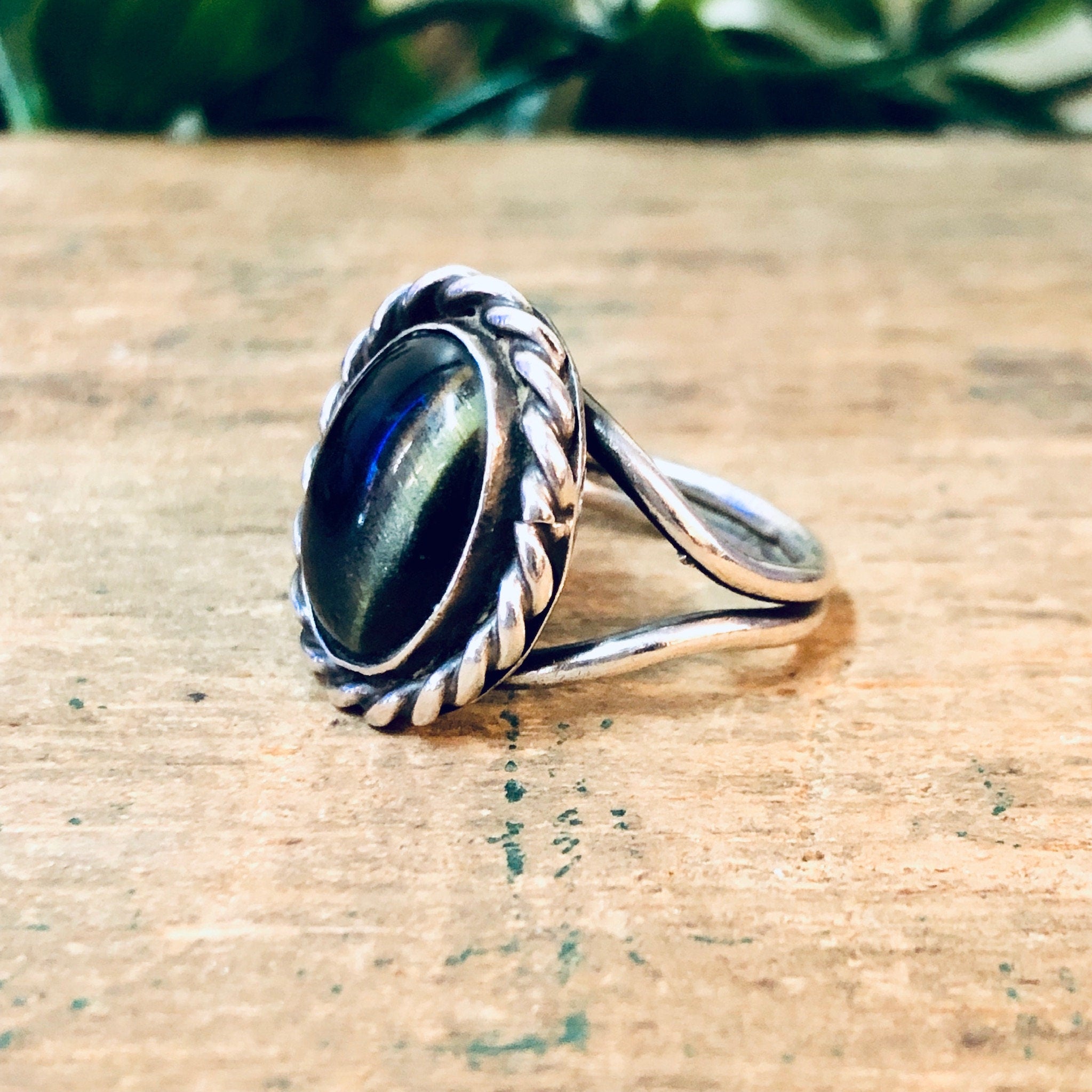 Vintage Silver Ring, Rope Ring, Simple Jewelry, Unique Jewelry, Vintage Jewelry, Tigers Eye, Green Tigers Eye, Small Ring, 925 Ring, Oval