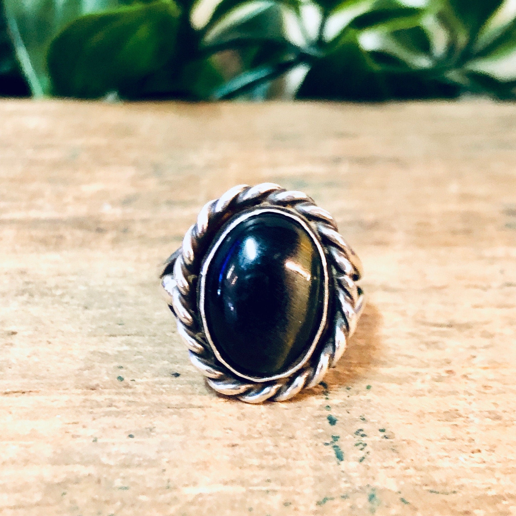 Vintage Silver Ring, Rope Ring, Simple Jewelry, Unique Jewelry, Vintage Jewelry, Tigers Eye, Green Tigers Eye, Small Ring, 925 Ring, Oval