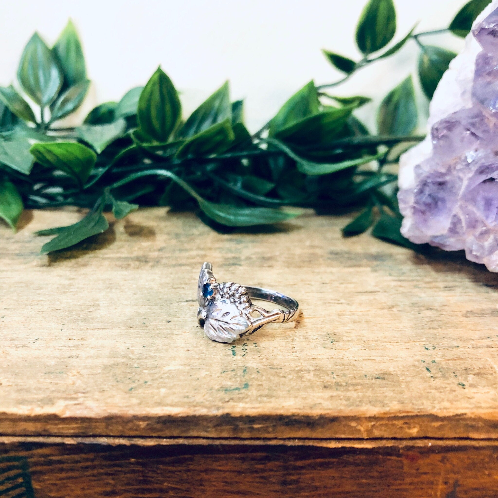 Vintage Silver Ring, Blue Gemstone, Leaf Ring, Anniversary Gift, Silver and Blue, Etched Silver, Birthstone Ring, Vintage Jewelry, 925 Ring