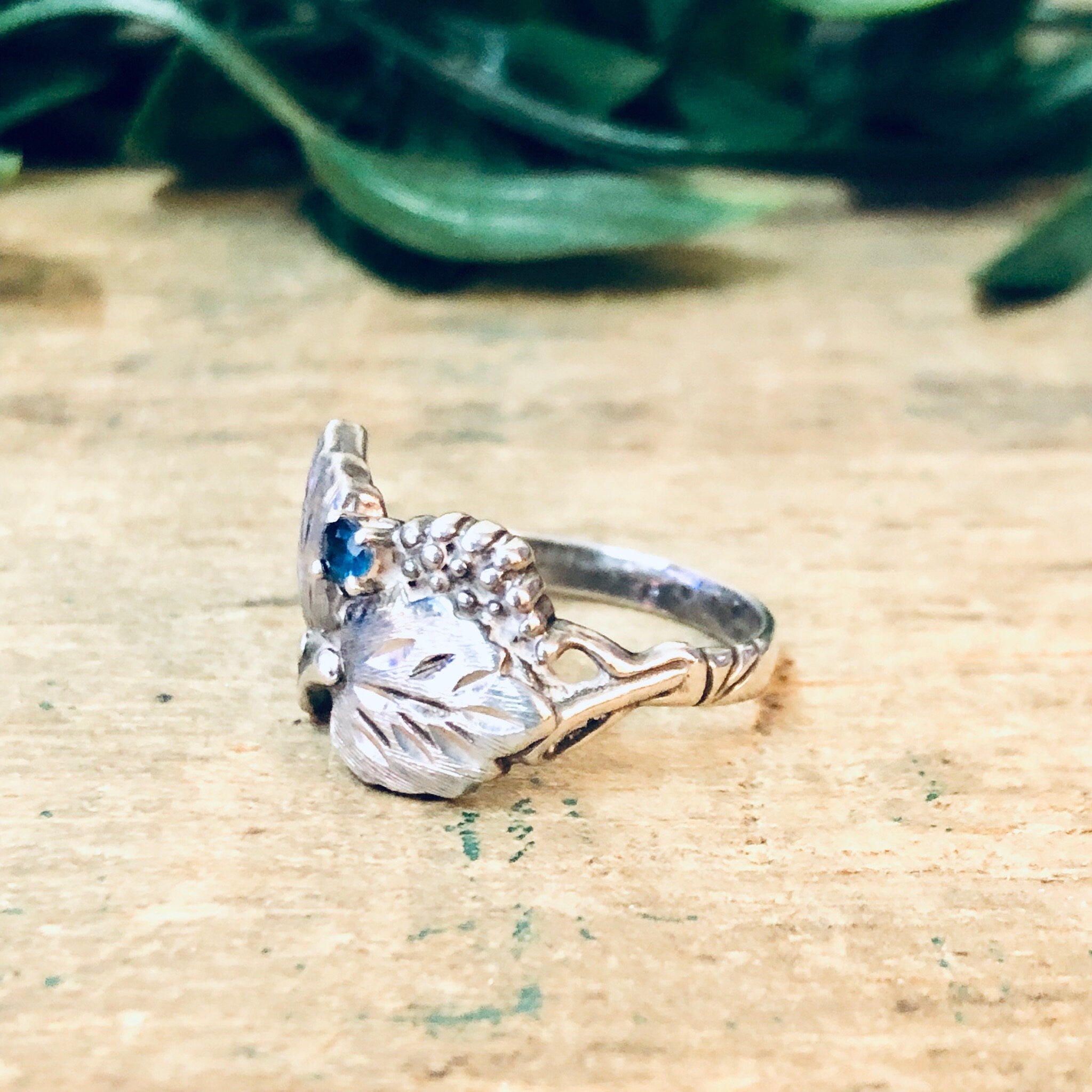 Vintage Silver Ring, Blue Gemstone, Leaf Ring, Anniversary Gift, Silver and Blue, Etched Silver, Birthstone Ring, Vintage Jewelry, 925 Ring