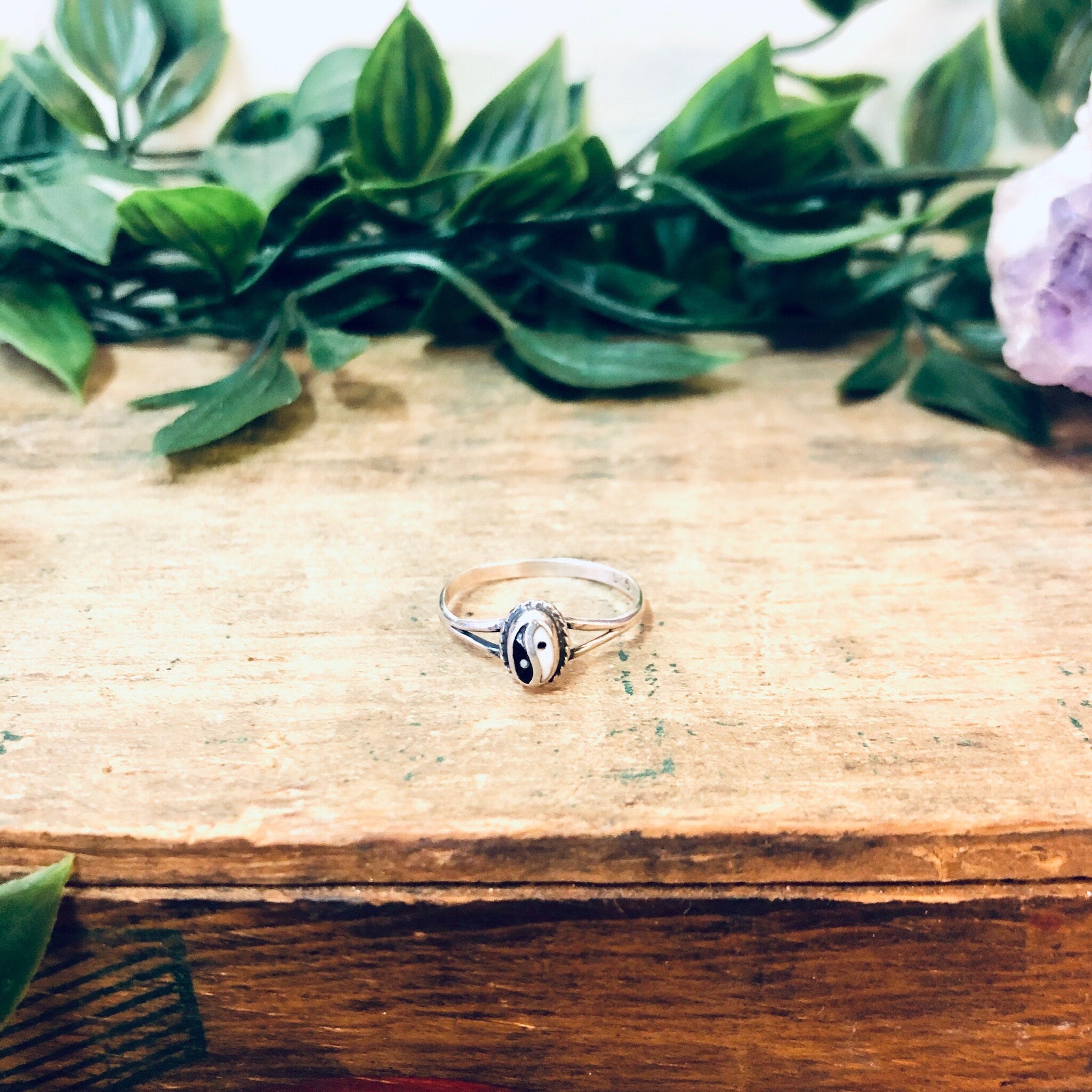 Vintage Silver Ring, Yin Yang Ring, 90s Style Jewelry, 90s Child, Symbol Ring, Black and White, Small Ring, Stacking Ring, Thin Band, 925