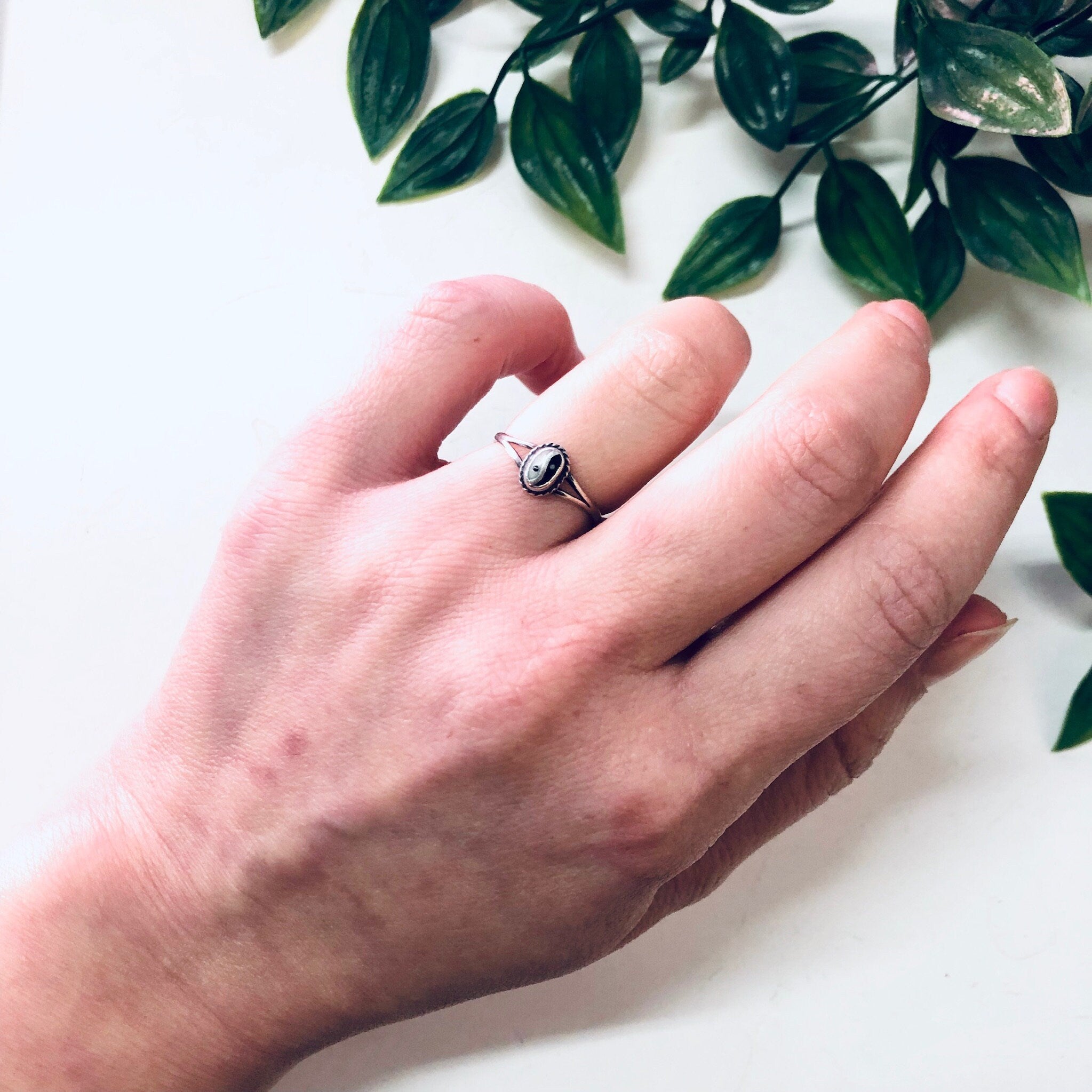 Vintage Silver Ring, Yin Yang Ring, 90s Style Jewelry, 90s Child, Symbol Ring, Black and White, Small Ring, Stacking Ring, Thin Band, 925