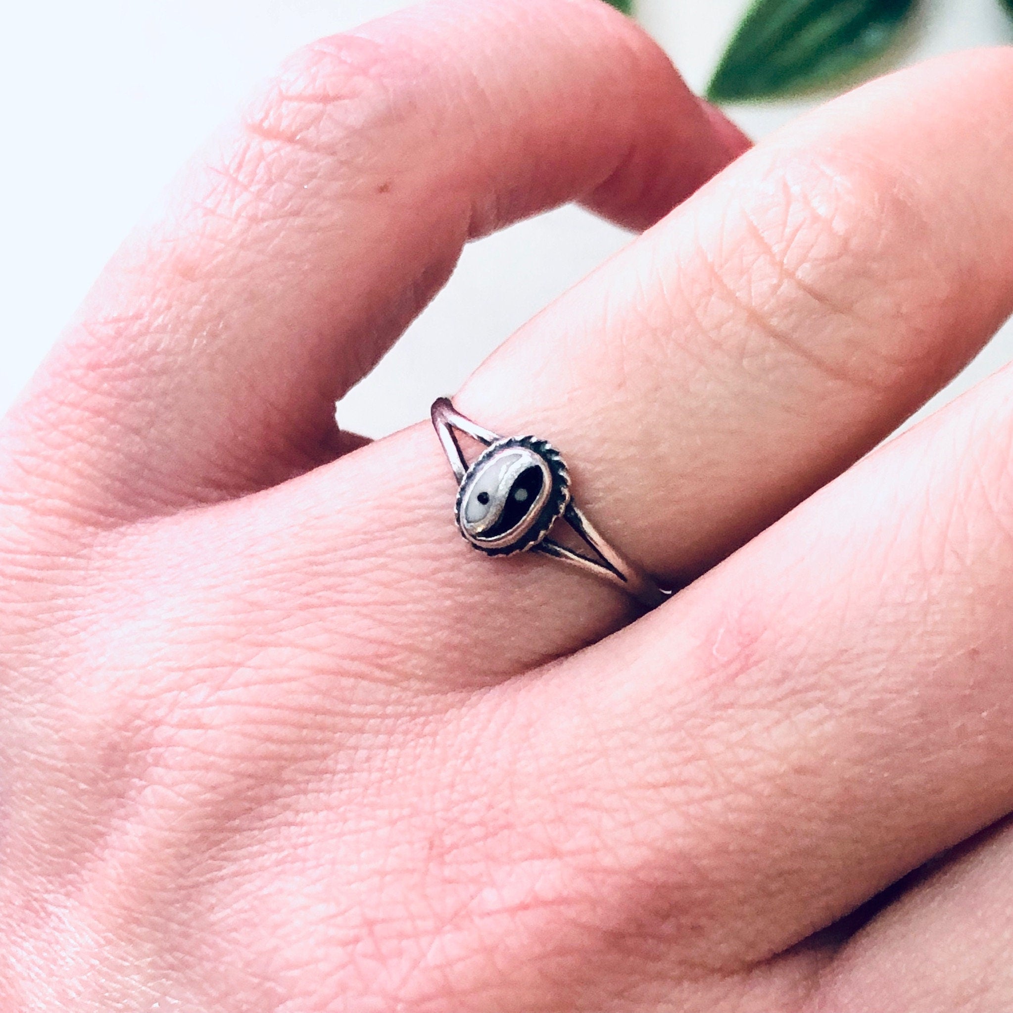 Vintage Silver Ring, Yin Yang Ring, 90s Style Jewelry, 90s Child, Symbol Ring, Black and White, Small Ring, Stacking Ring, Thin Band, 925