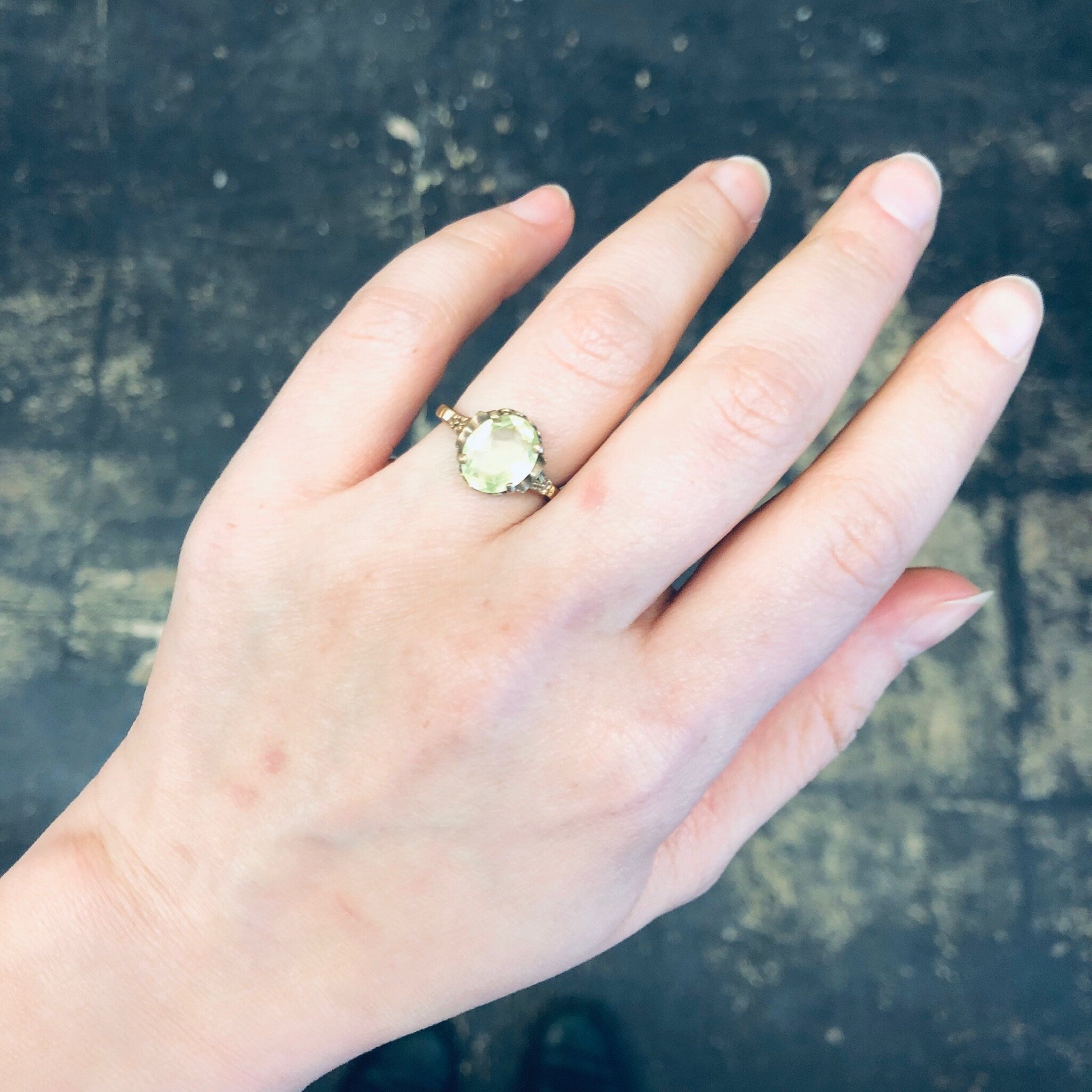 Vintage Gold Ring, 10K Gold, 10 Karat Gold, Light Green Stone, Green and Gold, Vintage Jewelry, Engagement Ring, Ring for Wedding, Size 6