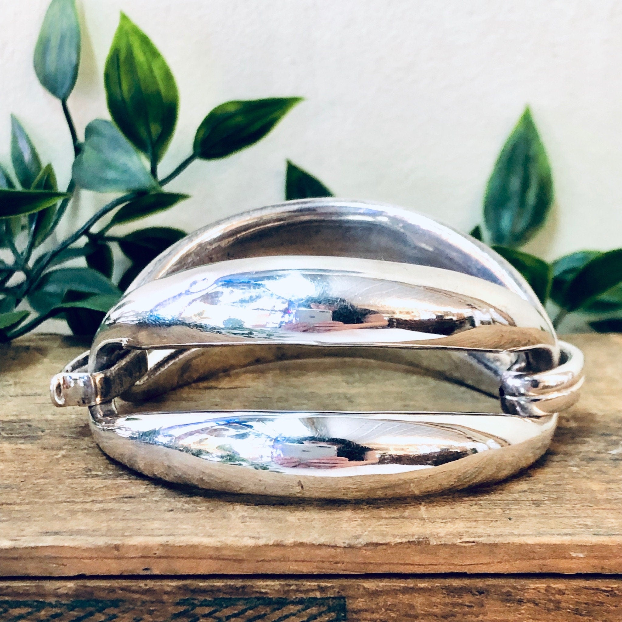 Vintage Bracelet, Bangle Bracelet, Hinged Bracelet, Vintage Jewelry, Silver Bracelet, Statement Jewelry, Cut Out Bracelet, Unique, Rare, 925