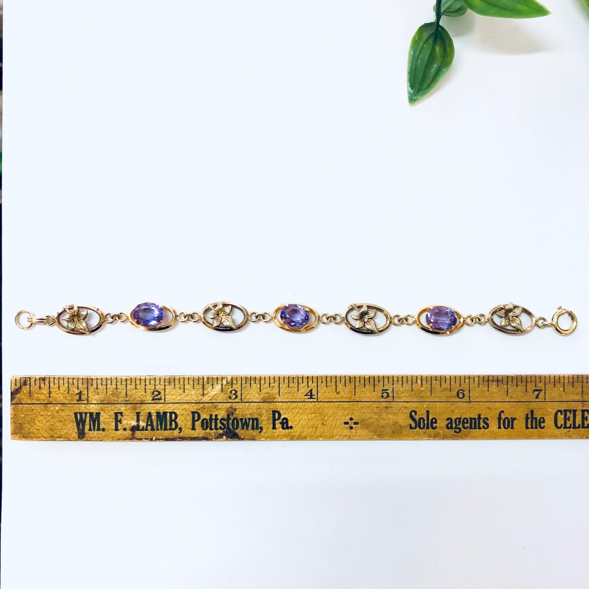 Vintage Bracelet, Link Bracelet, Costume Jewelry, Purple Stones, Flower Bracelet, Floral Design, Gold Toned Jewelry, Purple and Gold, Unique