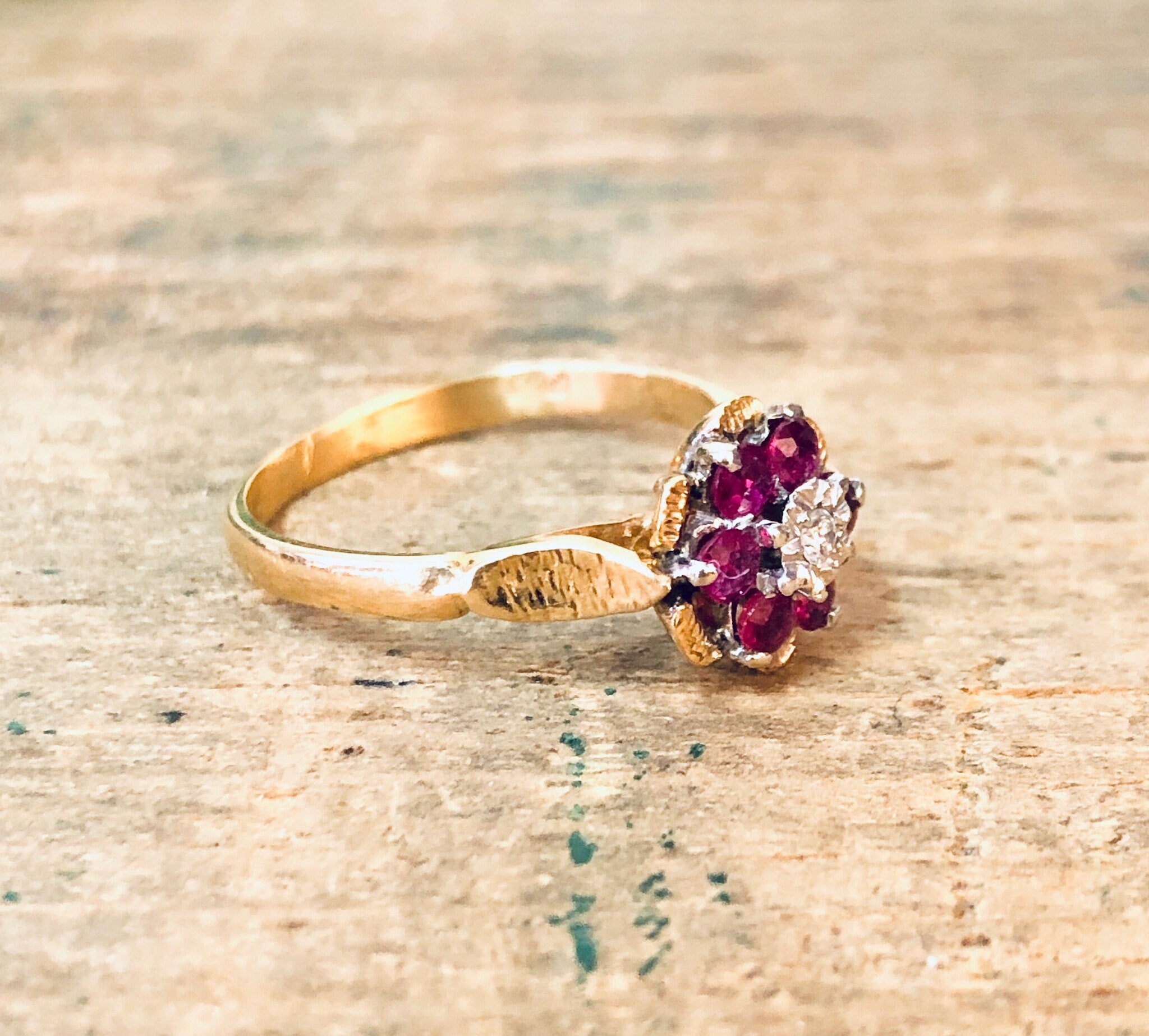 Vintage Gold Ring, Ruby Ring, Ruby Flower Ring, 18 Karat Gold, Yellow Gold Ring, Gold Jewelry, Vintage Jewelry, Red Gold, Engagement Ring