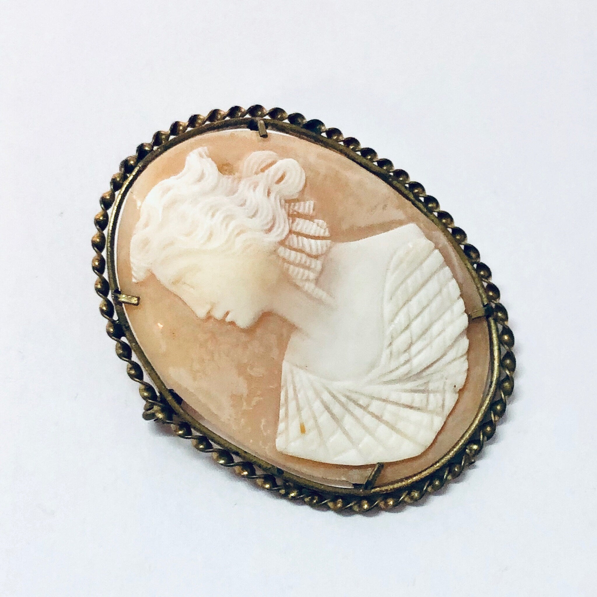 Vintage Cameo, Cameo Brooch, Cameo Pendant, Vintage Necklace, Orange Cameo, Gold Toned Jewelry, Vintage Pin, Victorian Jewelry, Figural lady