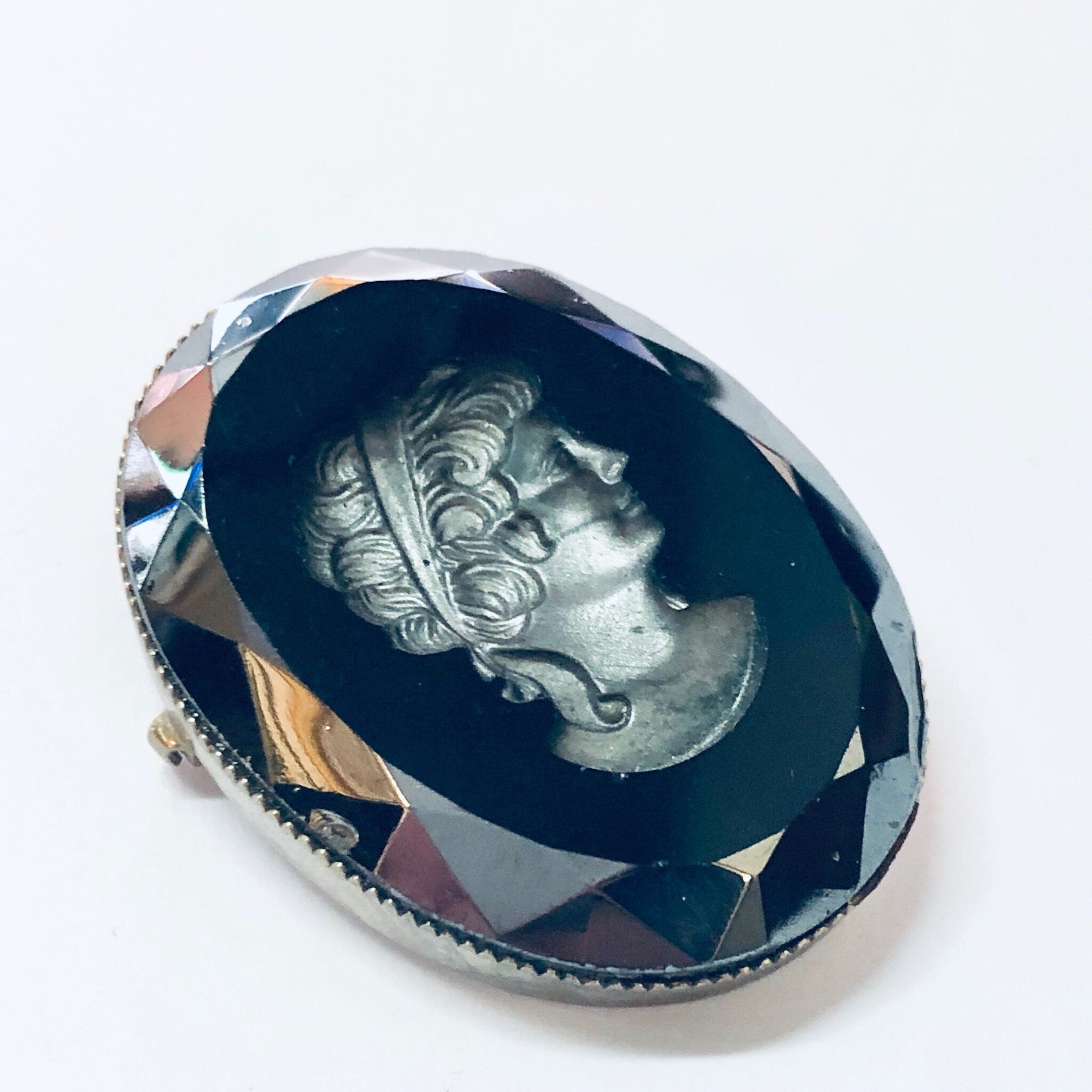 Vintage Cameo, Black Cameo, Unique Cameo, Cameo Brooch, Vintage Brooch, Vintage Pin, Silver and Black, Silver Toned Cameo, Etched Cameo,
