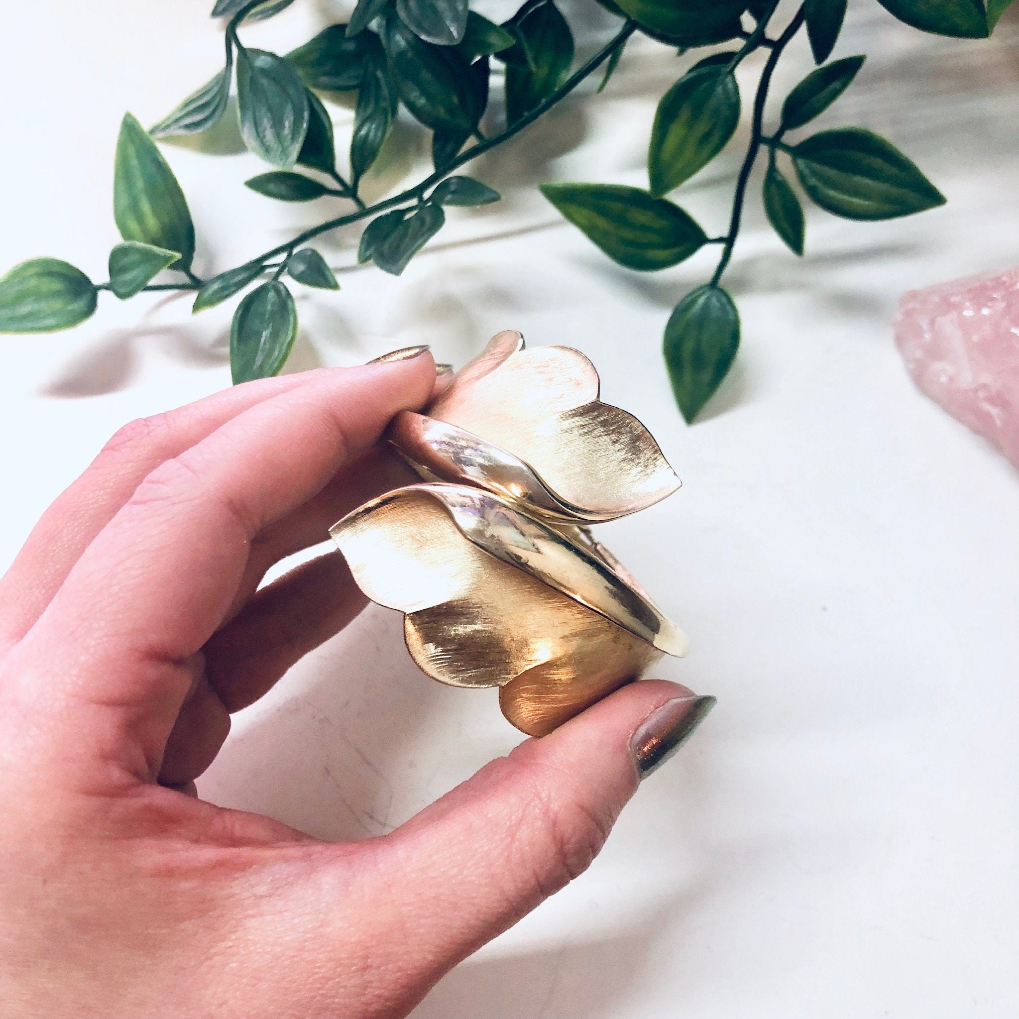 Vintage Bracelet, Trifari Bracelet, Cuff Bracelet, Hinged Cuff, Vintage Jewelry, Gold Toned Cuff, Gold Toned Jewelry, Small Bracelet, Leaf