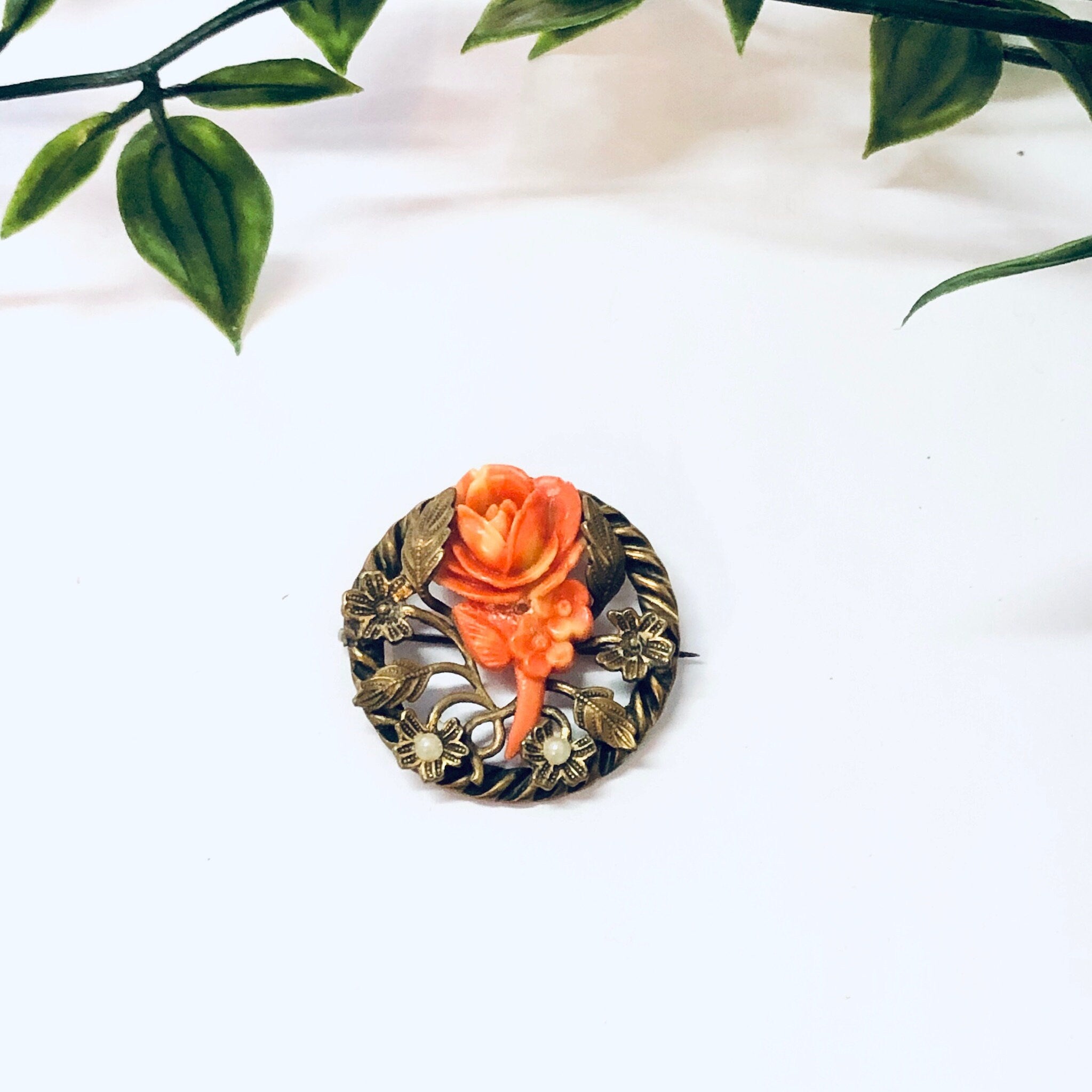 Vintage Brooch, Flower Brooch, Rose Jewelry, Orange Flower, Yellow and Orange, Brass Toned Pin, Vintage Jewelry, Round Brooch, Floral Design