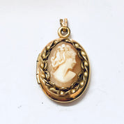 Vintage Locket, Cameo Locket, Vintage Cameo, Small Locket, Gold Toned Locket, Cameo Jewelry, Small Cameo, Pendant Locket, Cameo Pendant