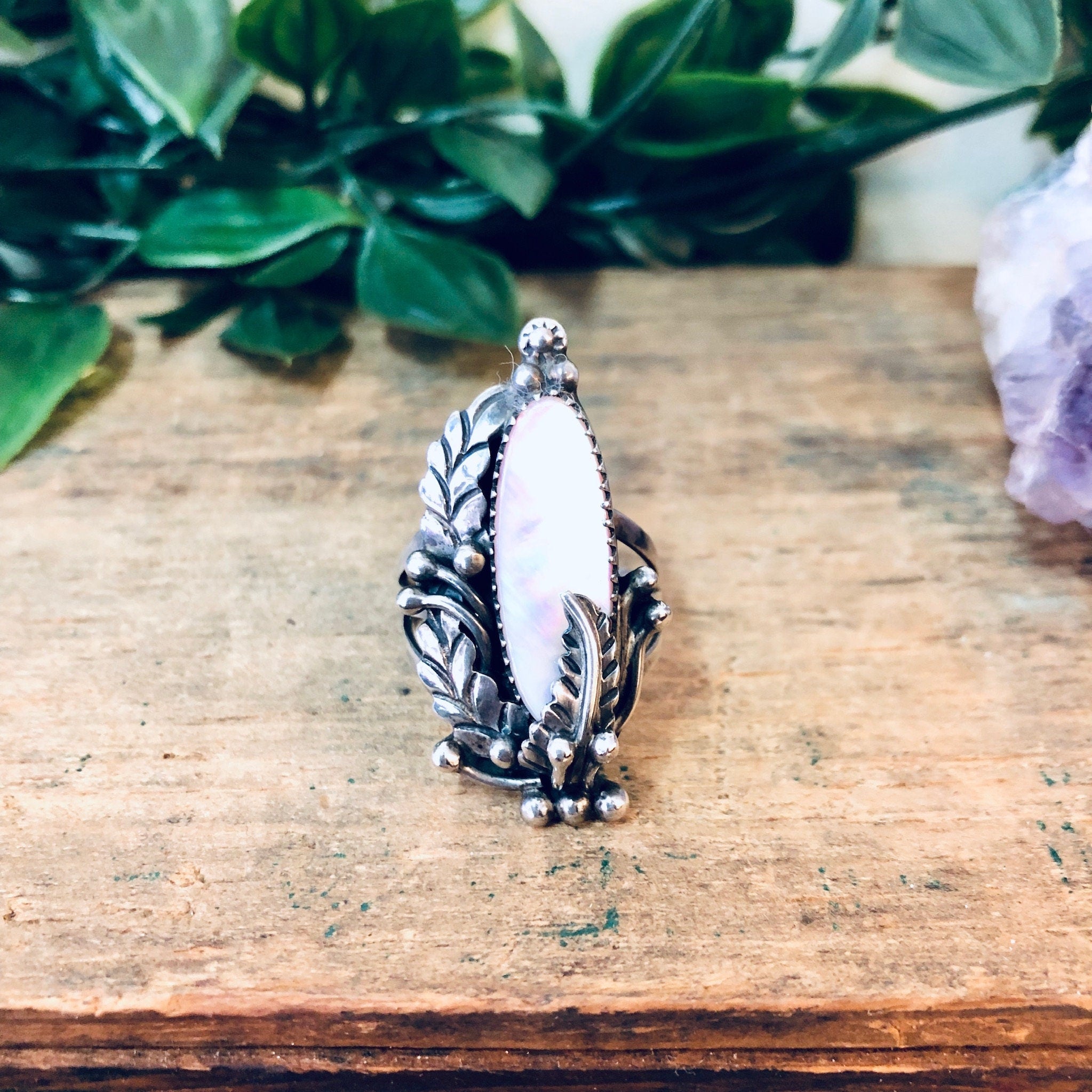 Vintage Silver Ring, Navajo Ring, Lee Larson Ring, Vintage Navajo, Signed Navajo, Mother Of Pearl Ring, Floral Ring, Boho Style, Bohemian