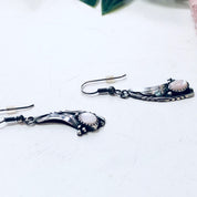 Vintage Earrings, Silver Earrings, Mother Of Pearl, Dangle Earrings, Southwestern Style, Bohemian Jewelry, Vintage Jewelry, Pierced Ears,