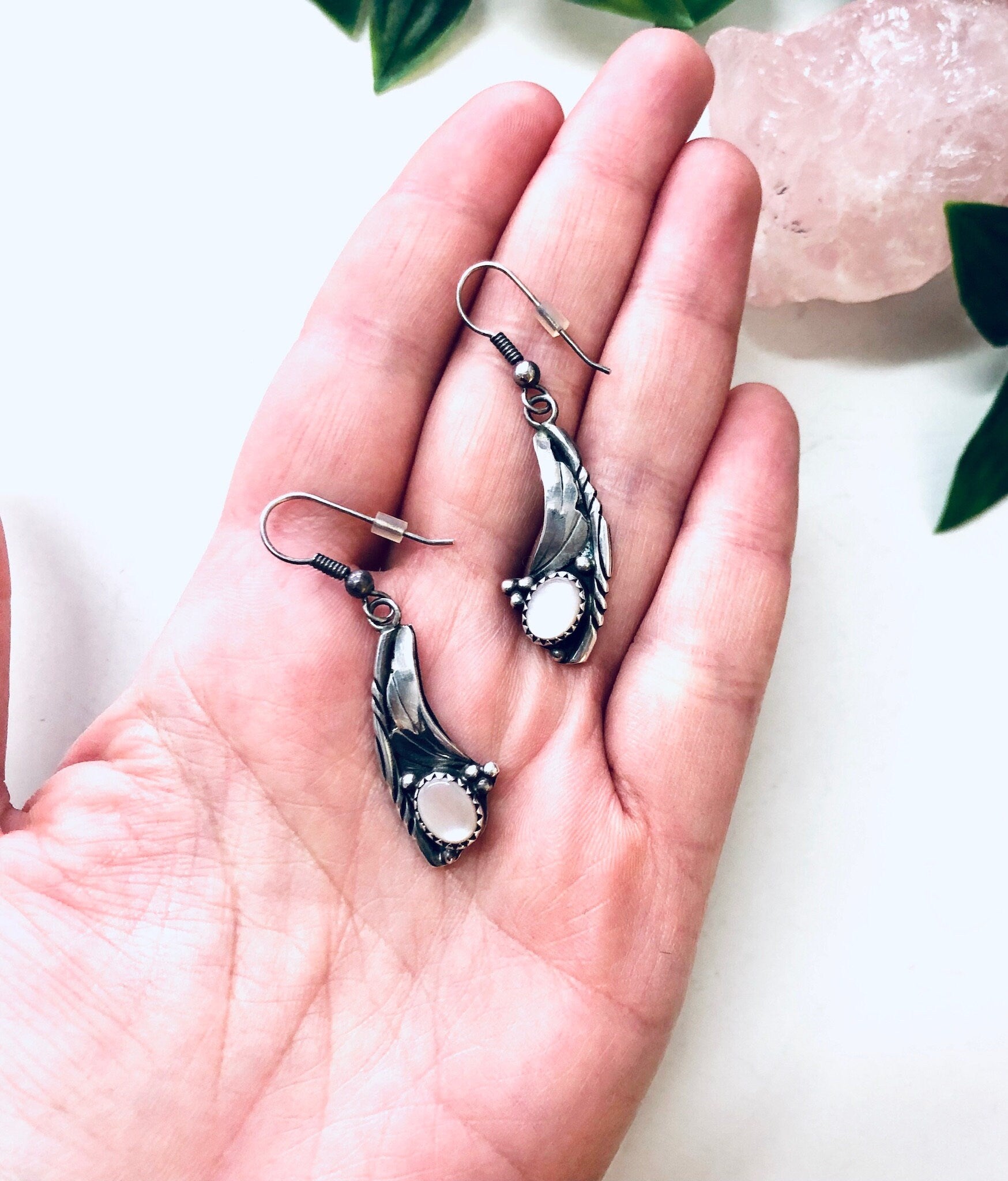 Vintage Earrings, Silver Earrings, Mother Of Pearl, Dangle Earrings, Southwestern Style, Bohemian Jewelry, Vintage Jewelry, Pierced Ears,