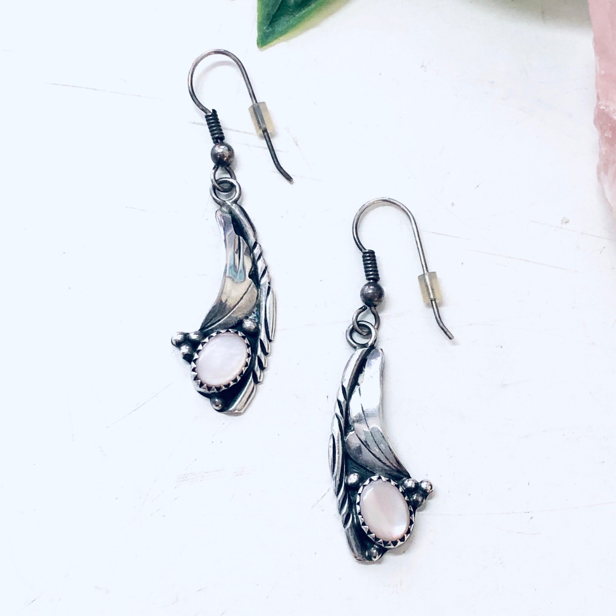 Vintage Earrings, Silver Earrings, Mother Of Pearl, Dangle Earrings, Southwestern Style, Bohemian Jewelry, Vintage Jewelry, Pierced Ears,