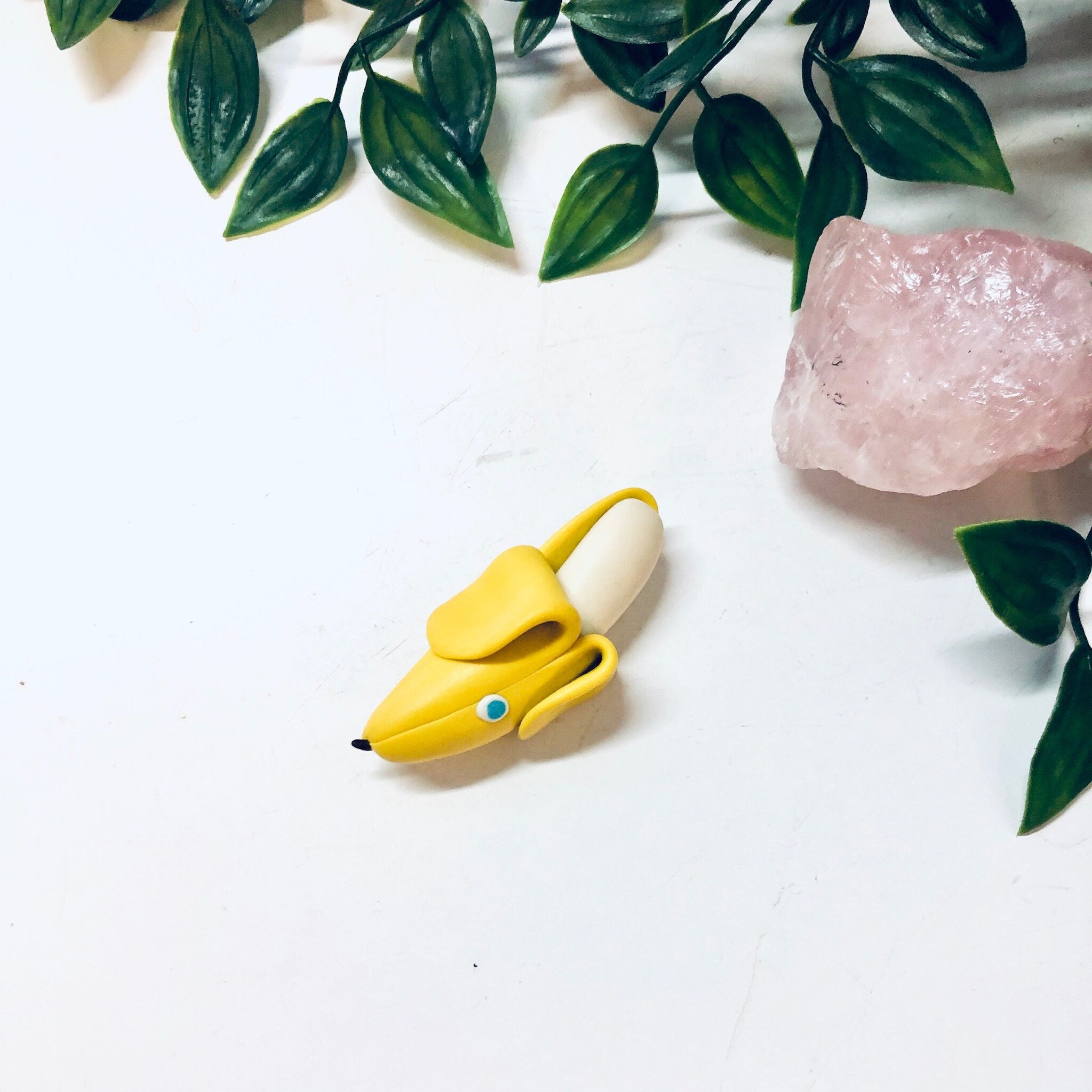 Vintage Brooch, Banana Pin, Yellow Brooch, Vintage Jewelry, Fruit Jewelry, Funky Pin, Unique jewelry, Fruit Pin, Bright Yellow Pin, Banana
