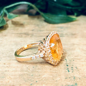 Vintage Gold Ring, Diamond Ring, Yellow Topaz Ring, 18K Gold Ring, Yellow Gold Ring, Vintage Jewelry, Diamond Jewelry, Engagement Ring, Gold