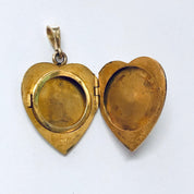 Vintage Locket, 10K Gold Locket, Flower Locket, Heart Locket, Gold Jewelry, Vintage Jewelry, Etched Locket, Vintage Pendant, Locket Pendant