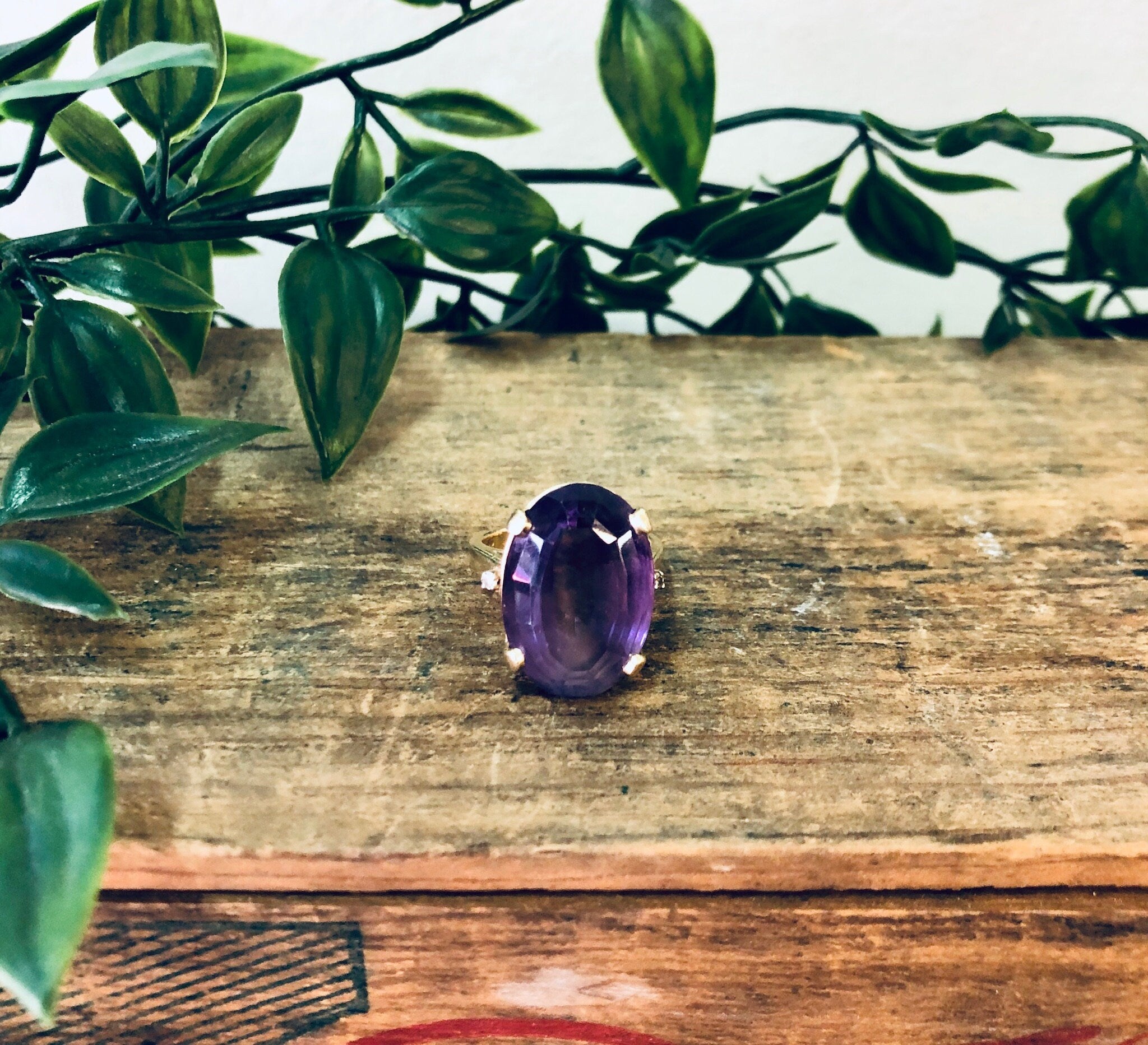 Vintage Ring, Gold Ring, Amethyst Ring, Purple Amethyst, Gold and Purple, Vintage Jewelry, Cocktail Ring, 14K Gold Ring, Yellow Gold, 14K