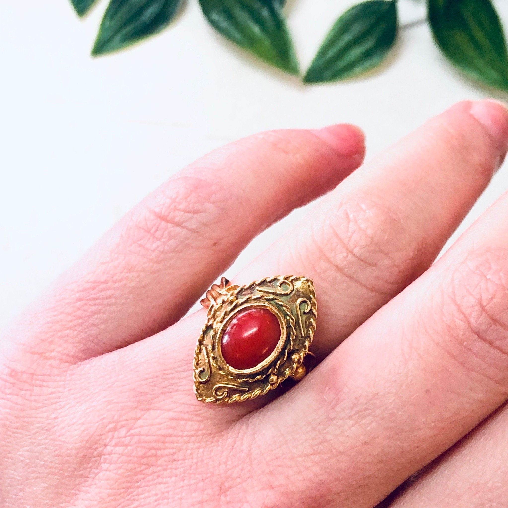 Vintage Gold Ring, Red Stone, Gold Jewelry, 14K Gold, 14 Karat Gold, Yellow Gold Ring, Gold and Red, Statement Ring, Vintage Jewelry, Gold