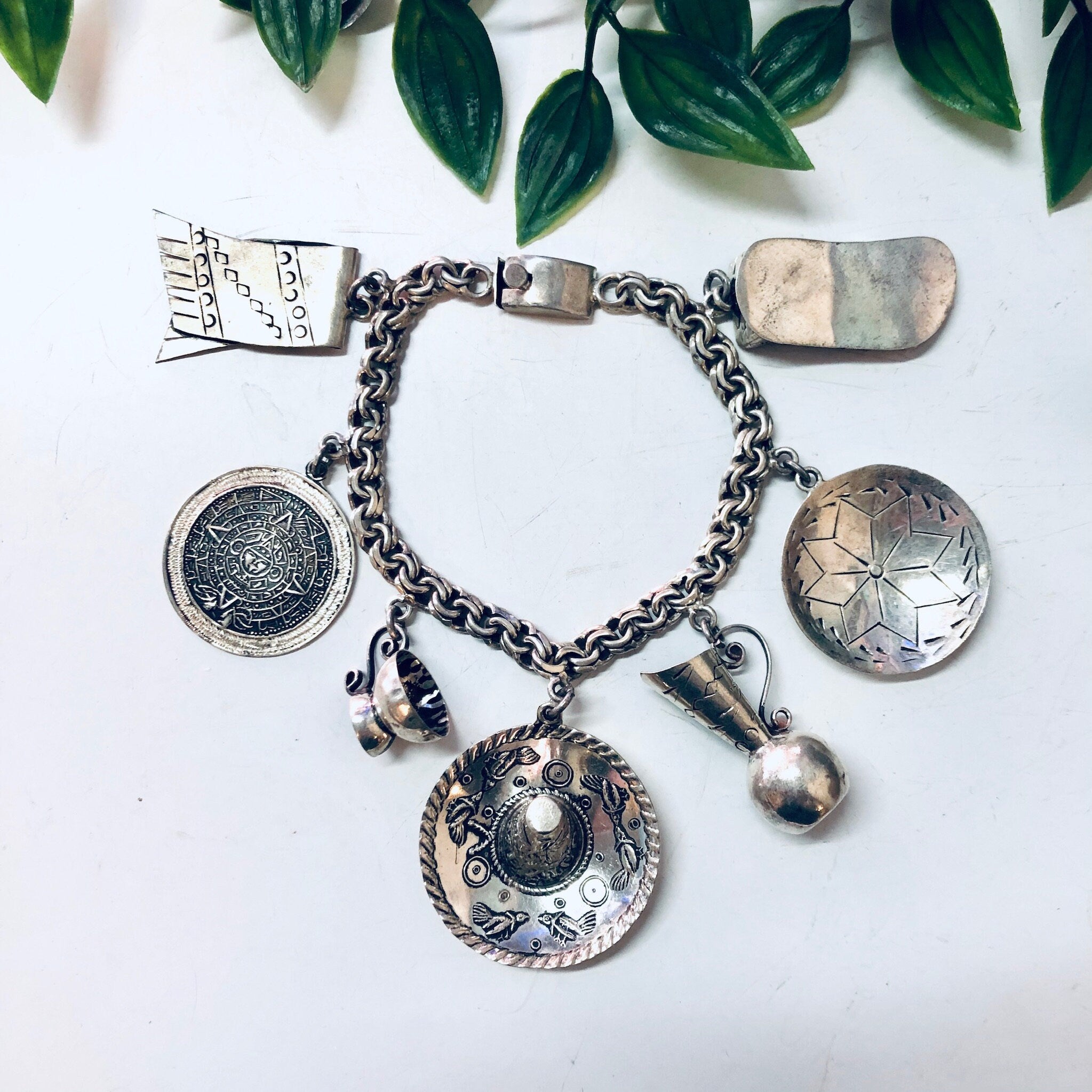 Vintage Charm Bracelet, Charm Bracelet, Mexican Inspired Bracelet, Sombrero Bracelet, Concho Bracelet, Silver Charm Bracelet, Souvenir, 925