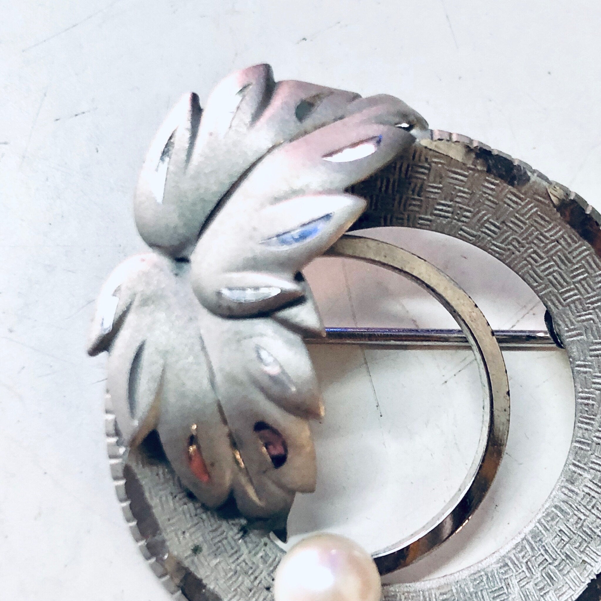 Vintage Brooch, Silver Brooch, Vintage Pin, Leaf Brooch, Vintage Jewelry, Small Pin, Pearl Jewelry, Cut out Brooch, 925 Silver, Pin, Brooch