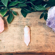 Quartz Pendant, Pink Quartz, Vintage Pendant, Pink Gemstone, Vintage Jewelry, Gold Jewelry, Vintage Necklace, Small Pendant, Quartz Jewelry