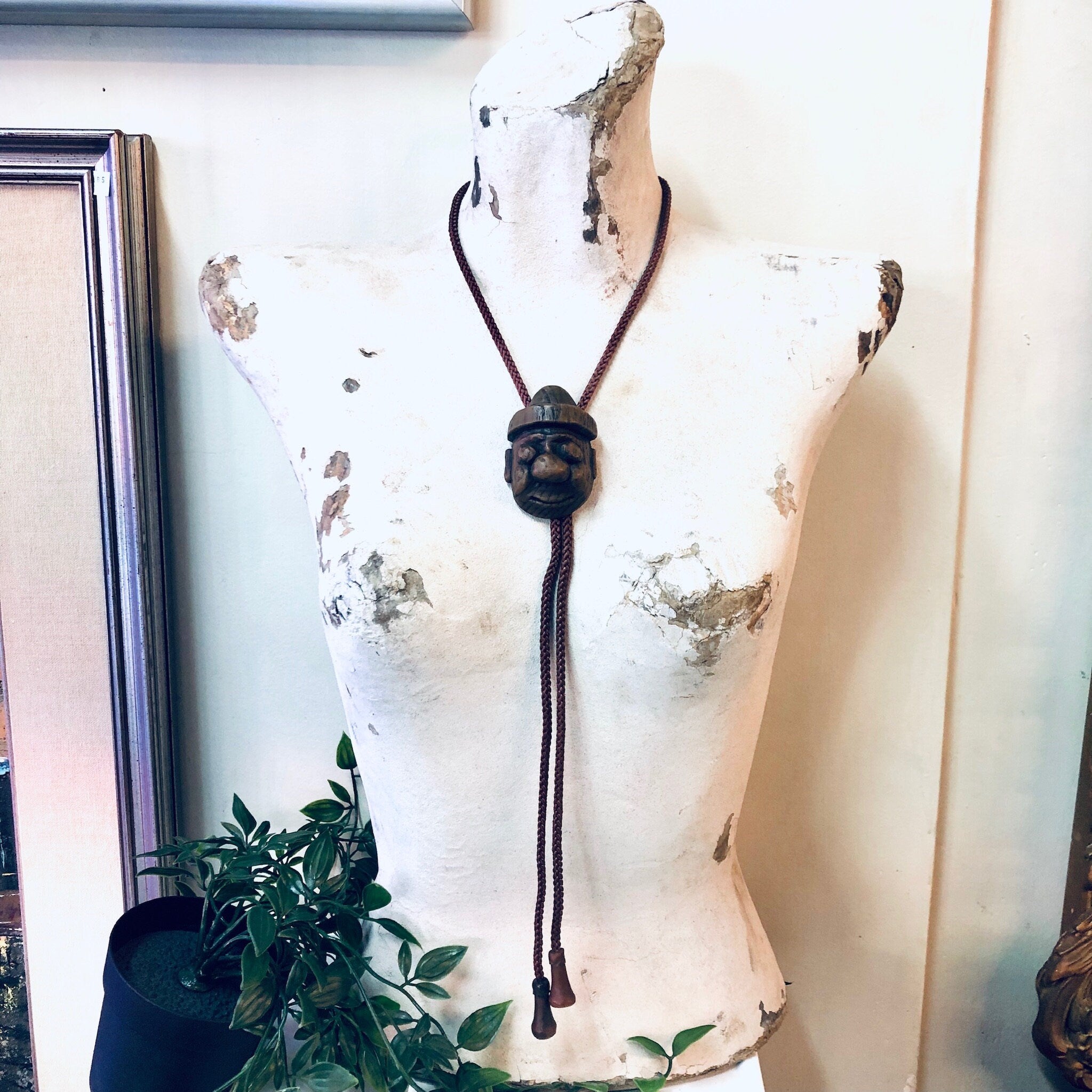Japanese Bolo Tie, Vintage Polo Tie, Wood Face Tie, Wood Carved Face, Brown Tie, Vintage Accessories, Unique Tie, Japanese Tie, Rope Tie