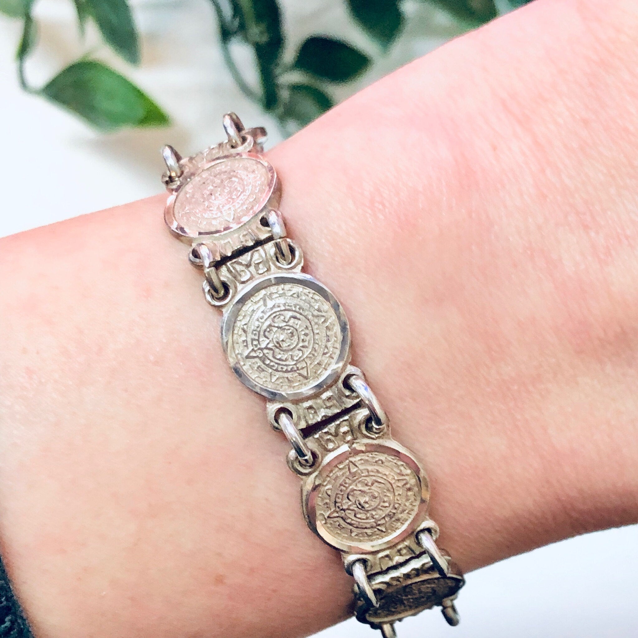 Vintage Bracelet, Silver Bracelet, Medallion Bracelet, Link Chain, Unique Jewelry, Rare Jewelry, Vintage Jewelry, Made in Mexico, 925 Link