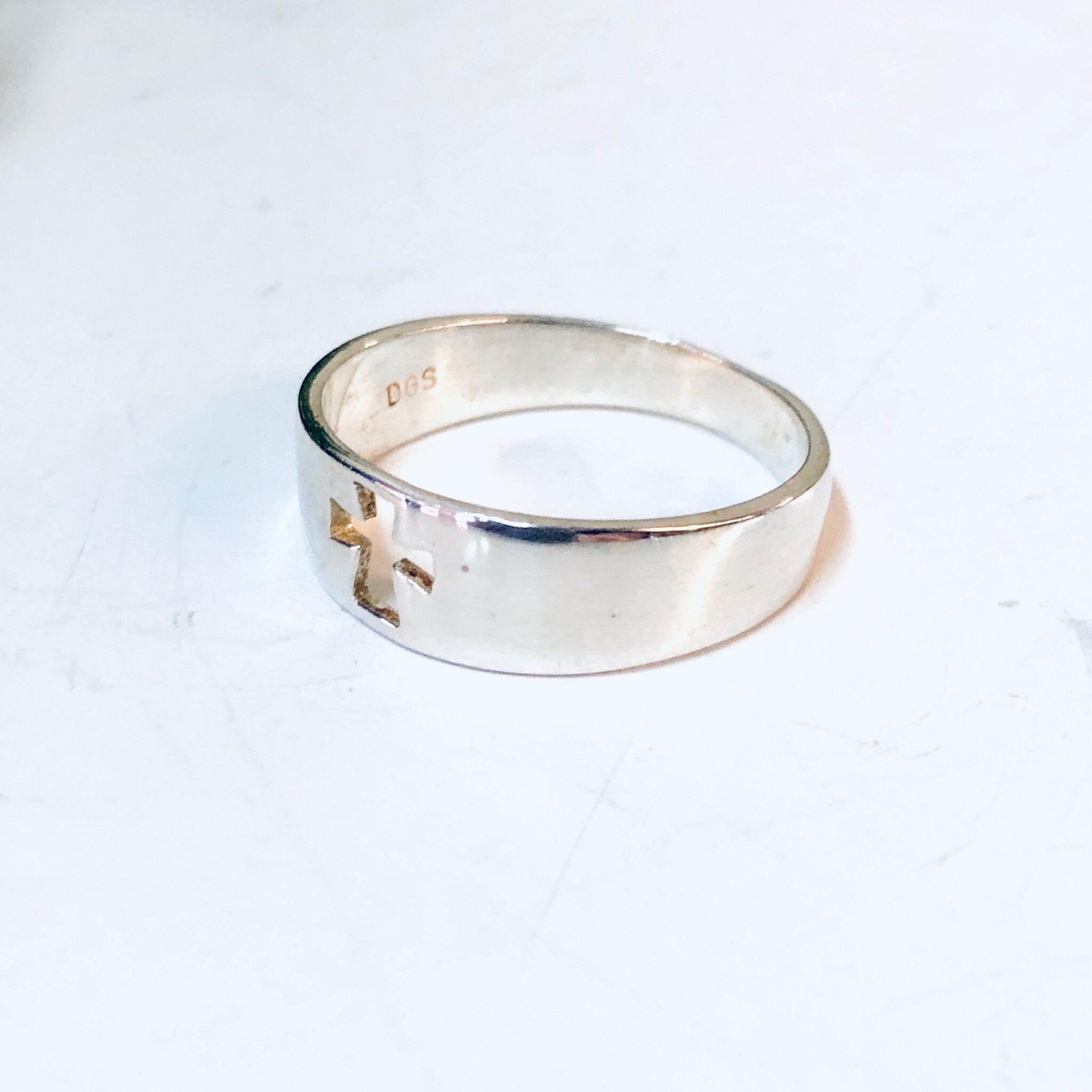 Vintage Ring, Silver Ring, Vintage Jewelry, Band Ring, Thin Band, Cross Ring, Religious Ring, Simple Jewelry, Cut Out Ring, Sterling Silver