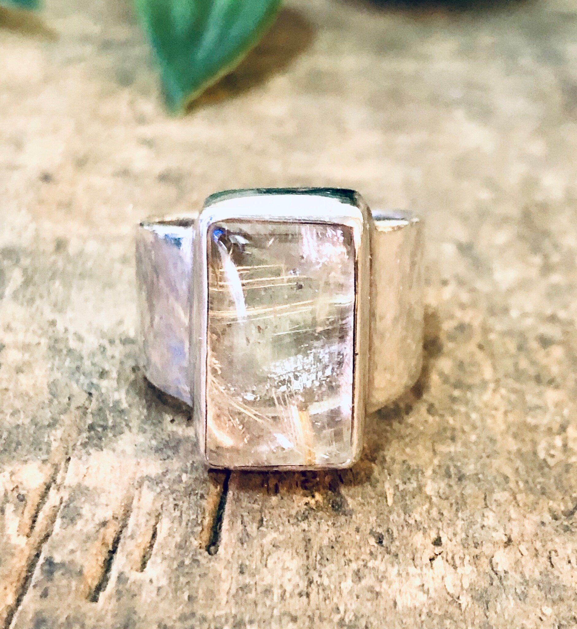 Vintage Ring, Silver Ring, Thick Band, Vintage Jewelry, Clear Gemstone, Quartz Ring, Polished Quartz, Unique Jewelry, Rectangle Stone, 925