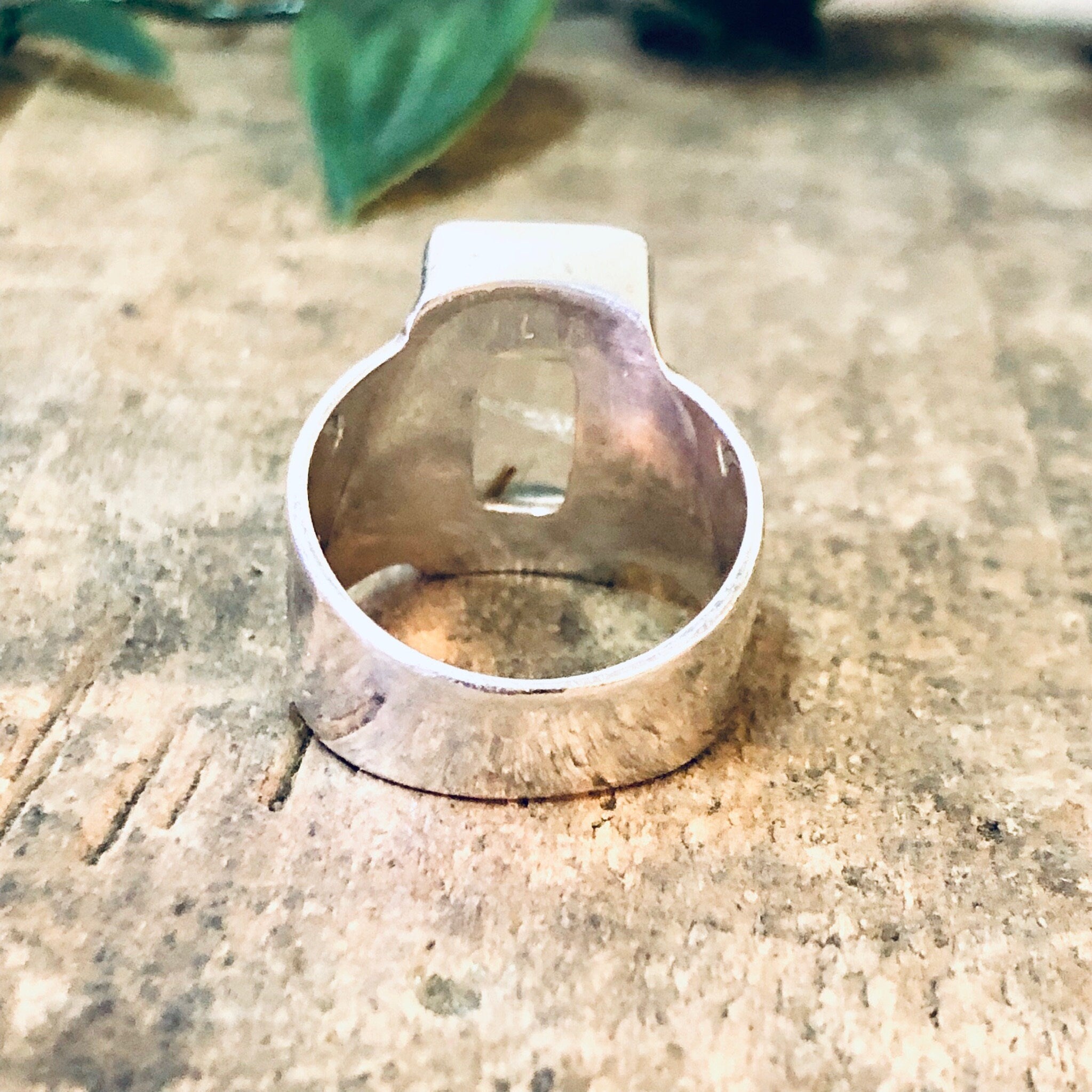 Vintage Ring, Silver Ring, Thick Band, Vintage Jewelry, Clear Gemstone, Quartz Ring, Polished Quartz, Unique Jewelry, Rectangle Stone, 925