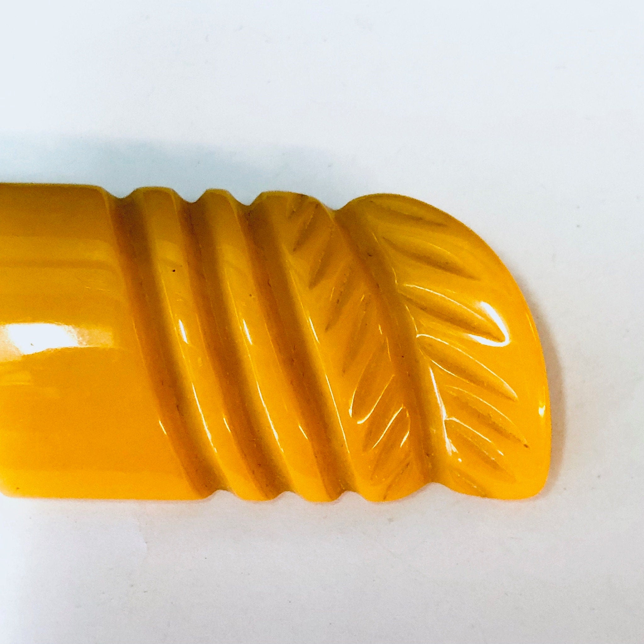 Vintage Brooch, Bakelite Brooch, Carved Bakelite, Vintage Jewelry, Orange Pin, Orange Bakelite, Unique Jewelry, Large Brooch, Vintage Pin