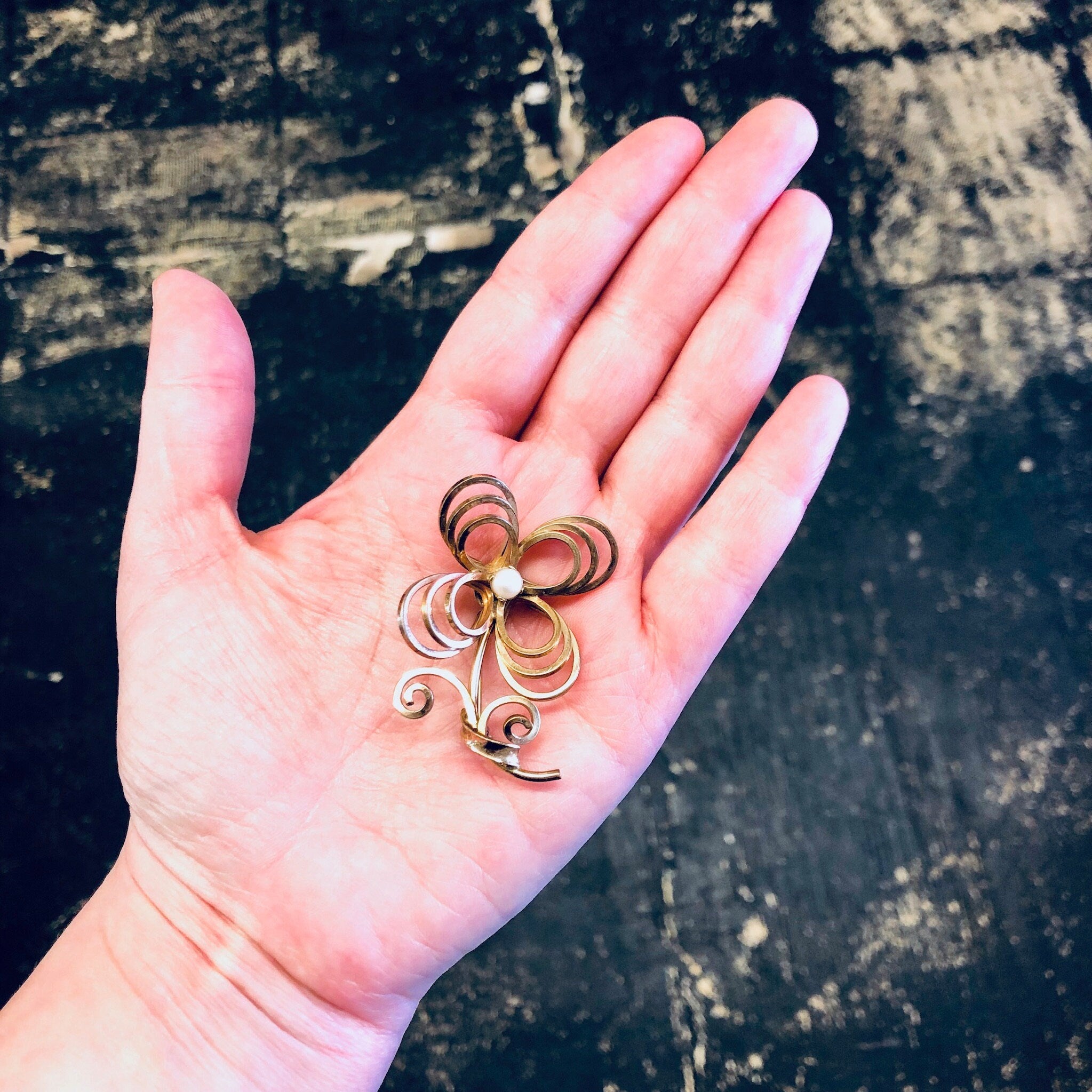 Vintage Brooch, Flower Brooch, Flower Jewelry, Vintage Pin, Gold Filled Pin, Vintage Jewelry, Pearl Pin, Costume Jewelry, Unique Brooch, Pin