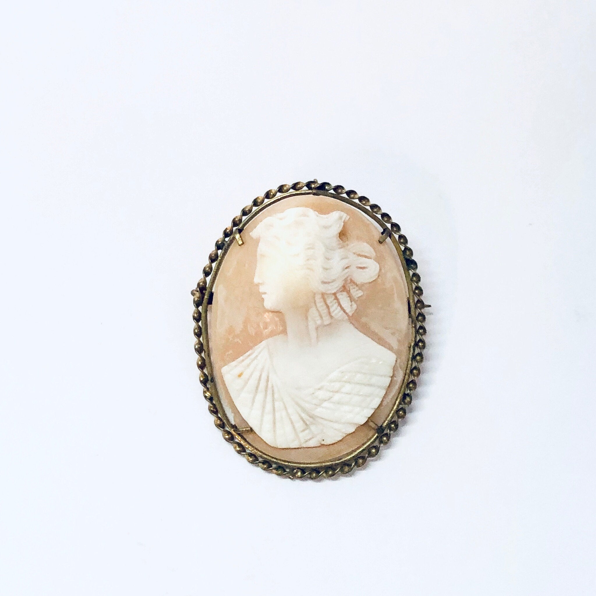 Vintage Cameo, Cameo Brooch, Cameo Pendant, Vintage Necklace, Orange Cameo, Gold Toned Jewelry, Vintage Pin, Victorian Jewelry, Figural lady