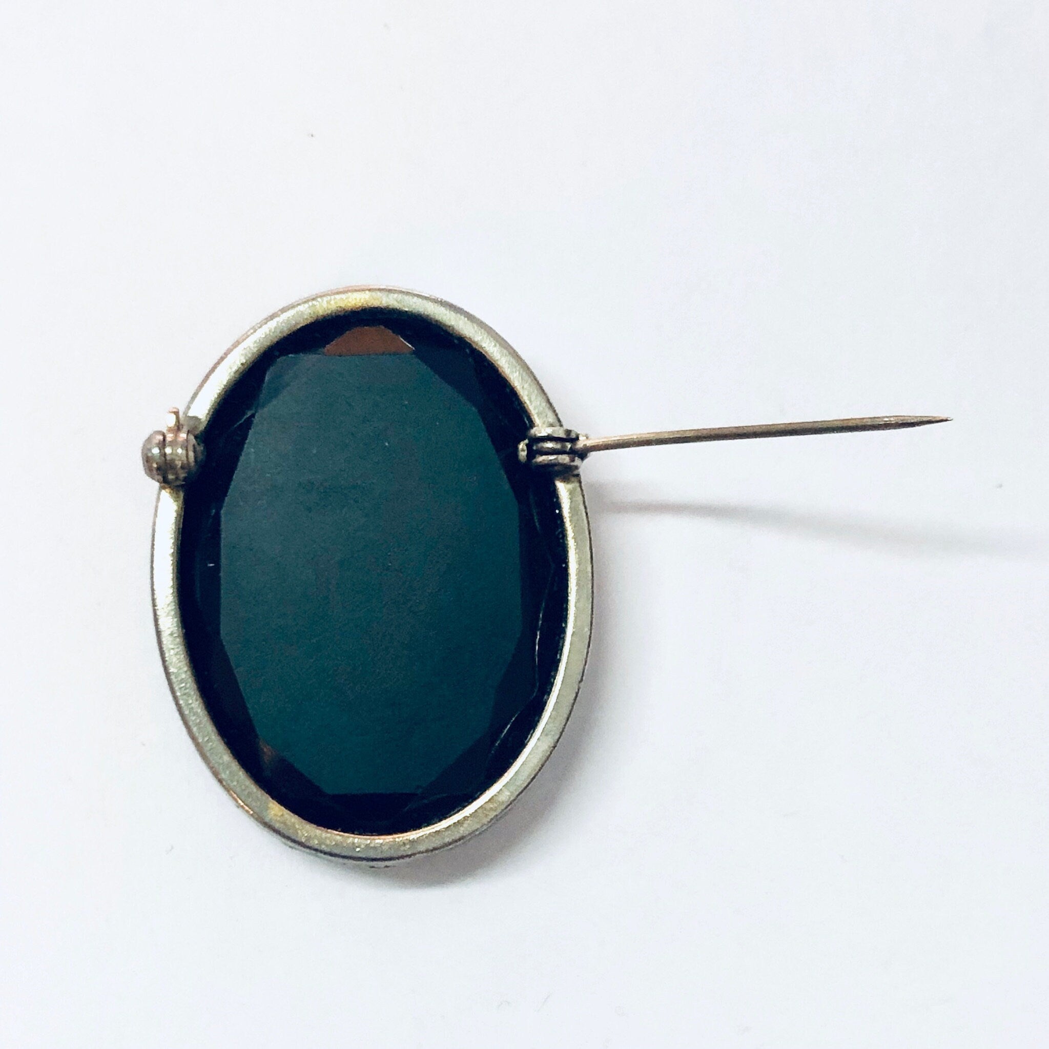 Vintage Cameo, Black Cameo, Unique Cameo, Cameo Brooch, Vintage Brooch, Vintage Pin, Silver and Black, Silver Toned Cameo, Etched Cameo,