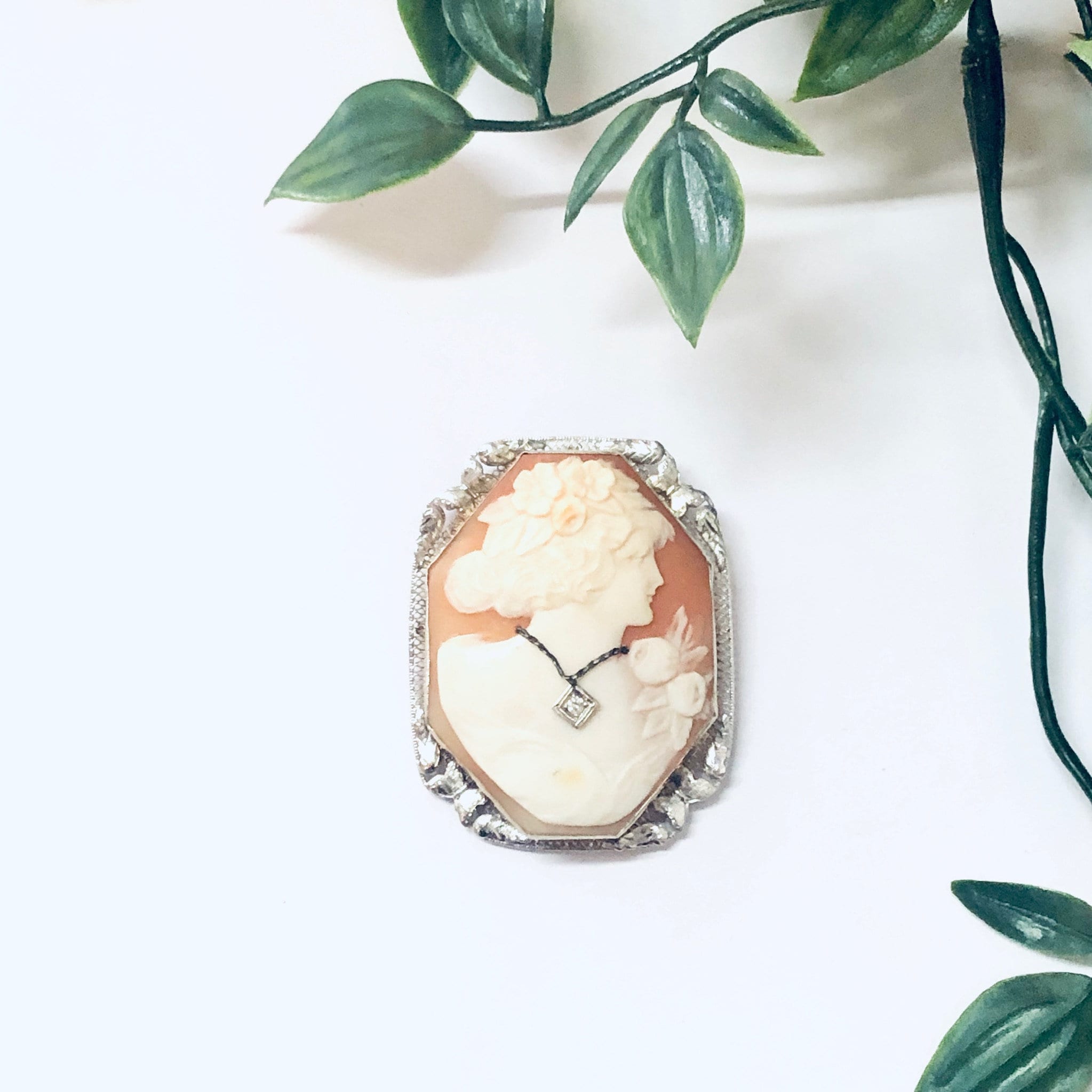 Vintage Cameo, Cameo Brooch, Cameo Pendant, 14K Gold Cameo, White Gold, 14 Karat Gold, Large Cameo, Vintage Jewelry, Victorian Brooch, Lady