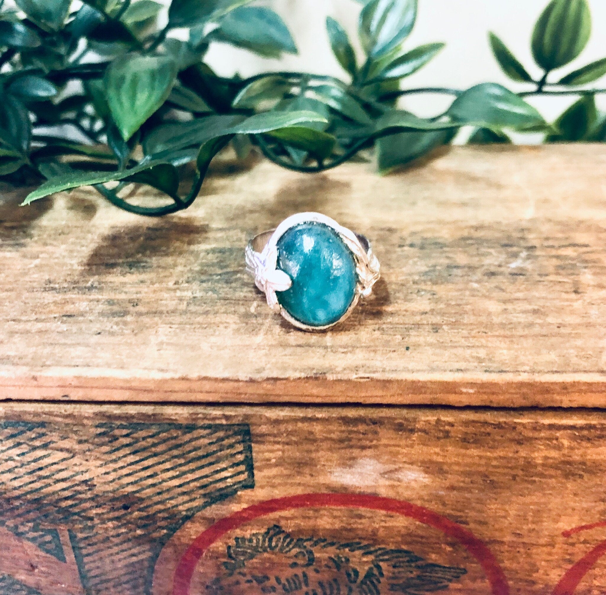 Vintage Silver Ring, Green Stone, Blue Stone, Floral Ring, Statement Jewelry, Cocktail Ring, Hammered Silver, Vintage Jewelry, 925 Ring