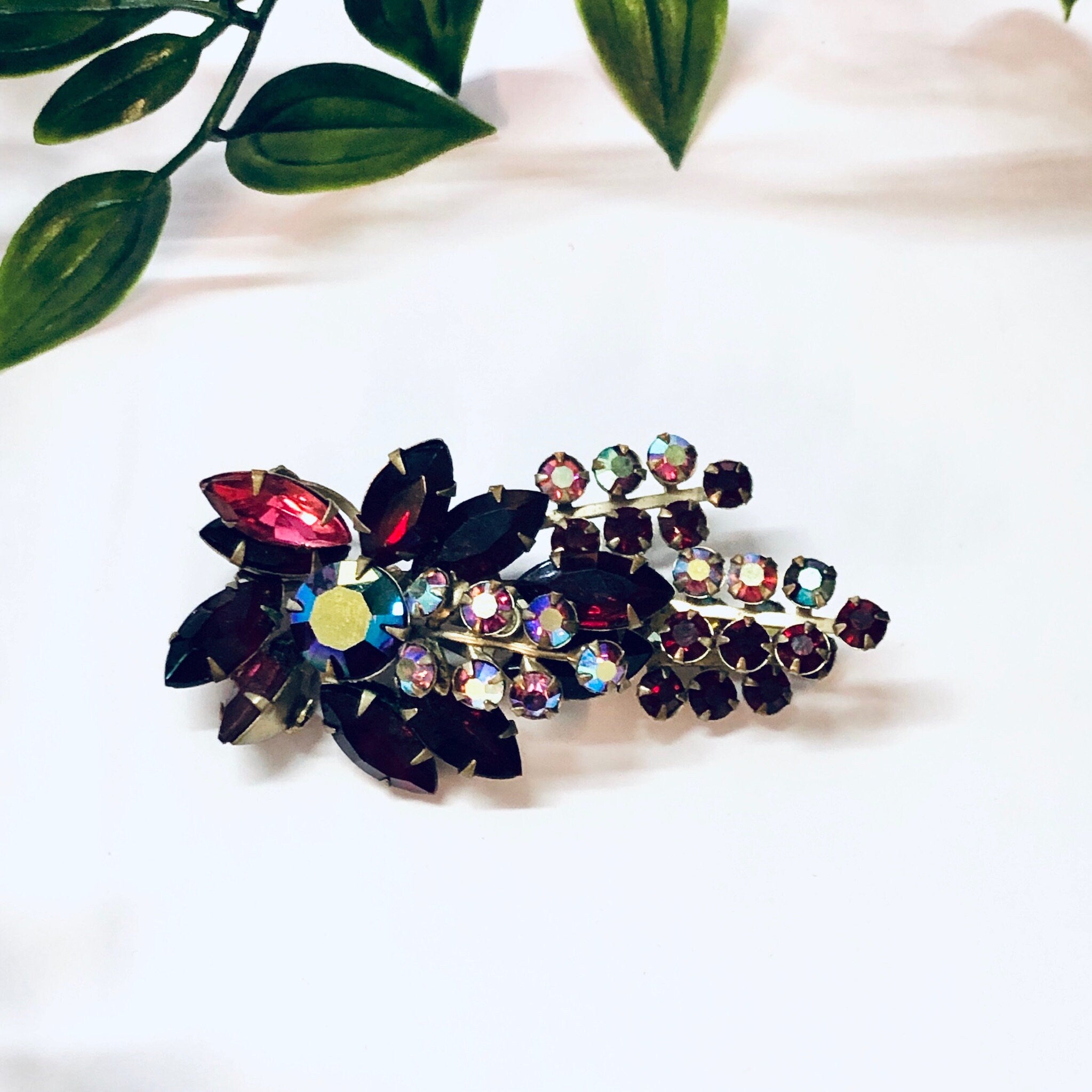 Vintage Brooch, Rhinestone Brooch, Vintage Jewelry, Costume Jewelry, Iridescent Stones, Red Stones, Colorful Brooch, Vintage Pin, Unique
