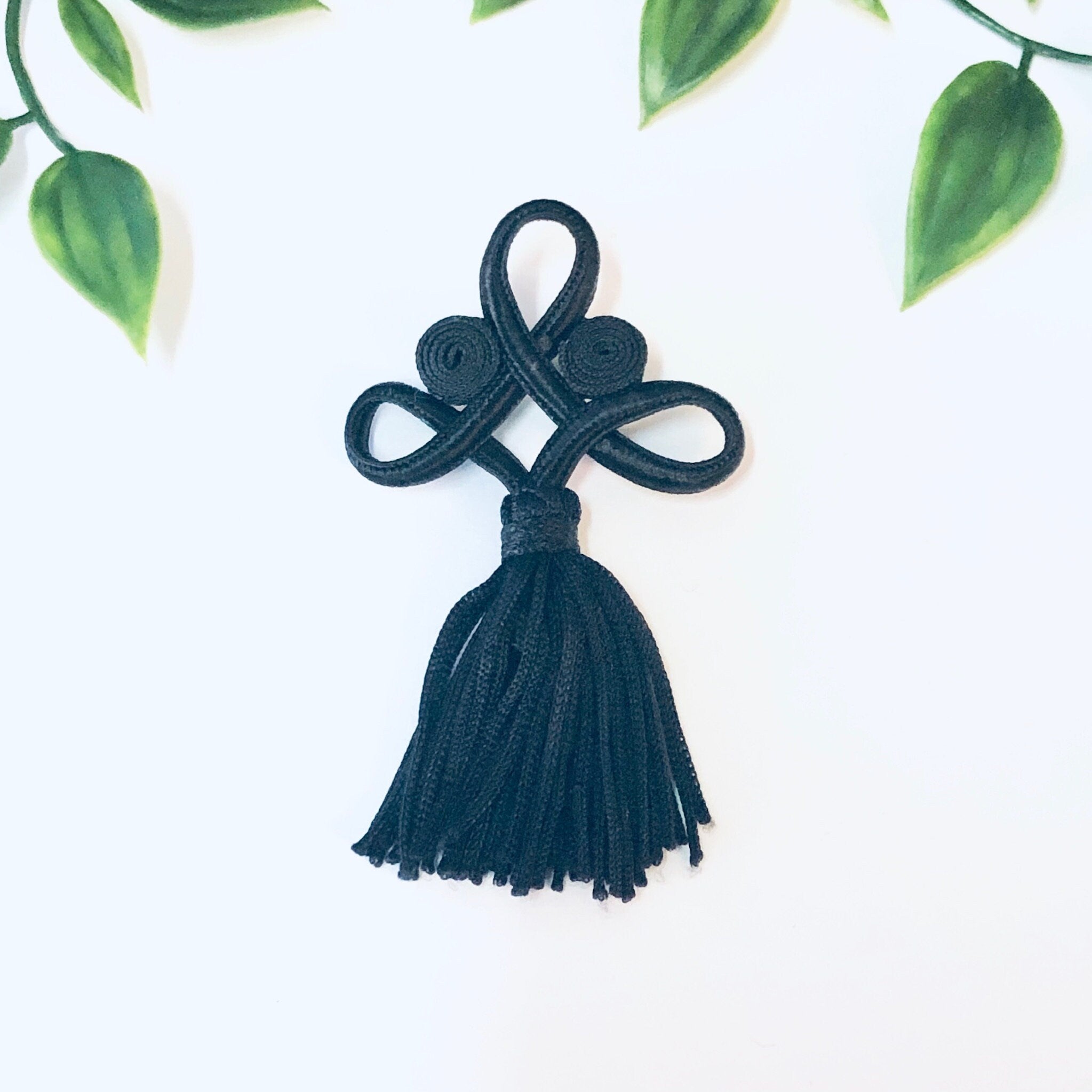 Vintage Brooch, Tassel Brooch, Tassel Jewelry, Black Tassel, Vintage Pin, Black Brooch, Dangle Brooch, Unique Jewelry, Knotted Pin, Black