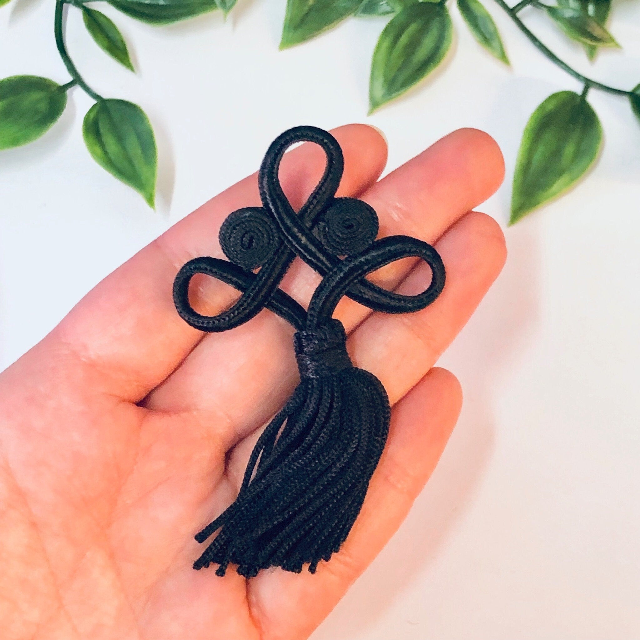 Vintage Brooch, Tassel Brooch, Tassel Jewelry, Black Tassel, Vintage Pin, Black Brooch, Dangle Brooch, Unique Jewelry, Knotted Pin, Black