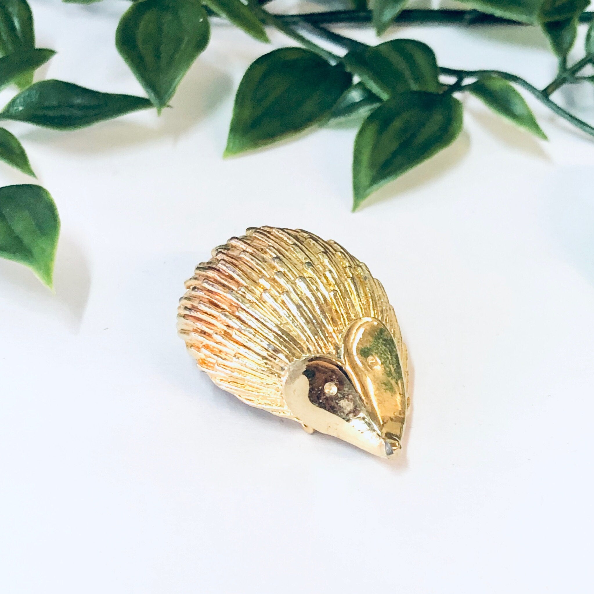 Hedgehog Brooch, Vintage Jewelry, Gold Toned Brooch, Animal Pin, Animal Jewelry, Hedgehog, Vintage Pin, Unique Jewelry, Costume Jewelry,
